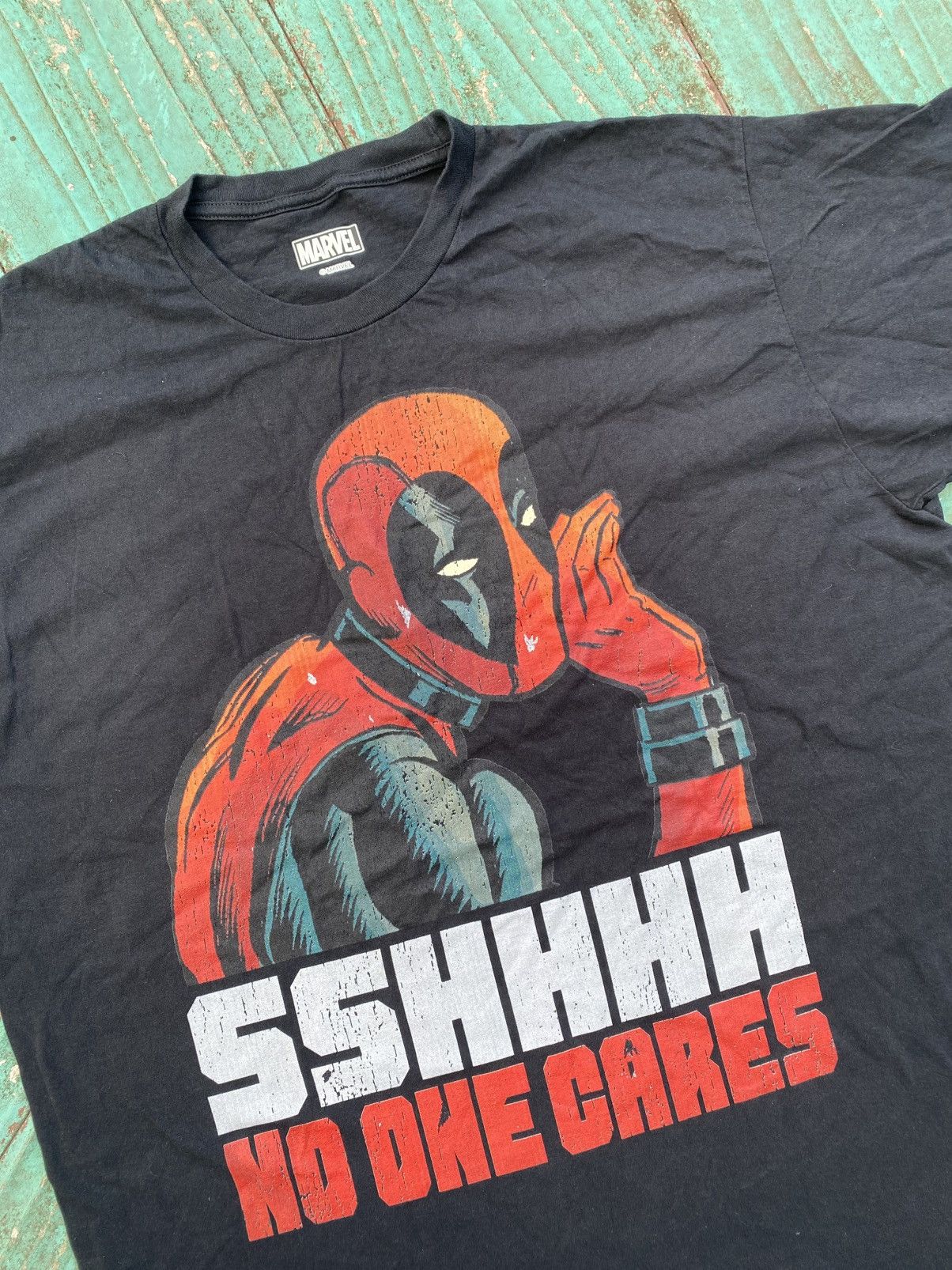 Marvel Comics Marvel deadpoll Sshhh no one cares shirt Size US XL / EU 56 / 4 - 2 Thumbnail