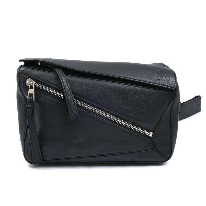 Loewe Loewe Loewe Puzzle Classic Calf Crossbody Bag Leather Belt Bag B510P35X09 DUTY FREE for USA Size ONE SIZE - 1 Thumbnail