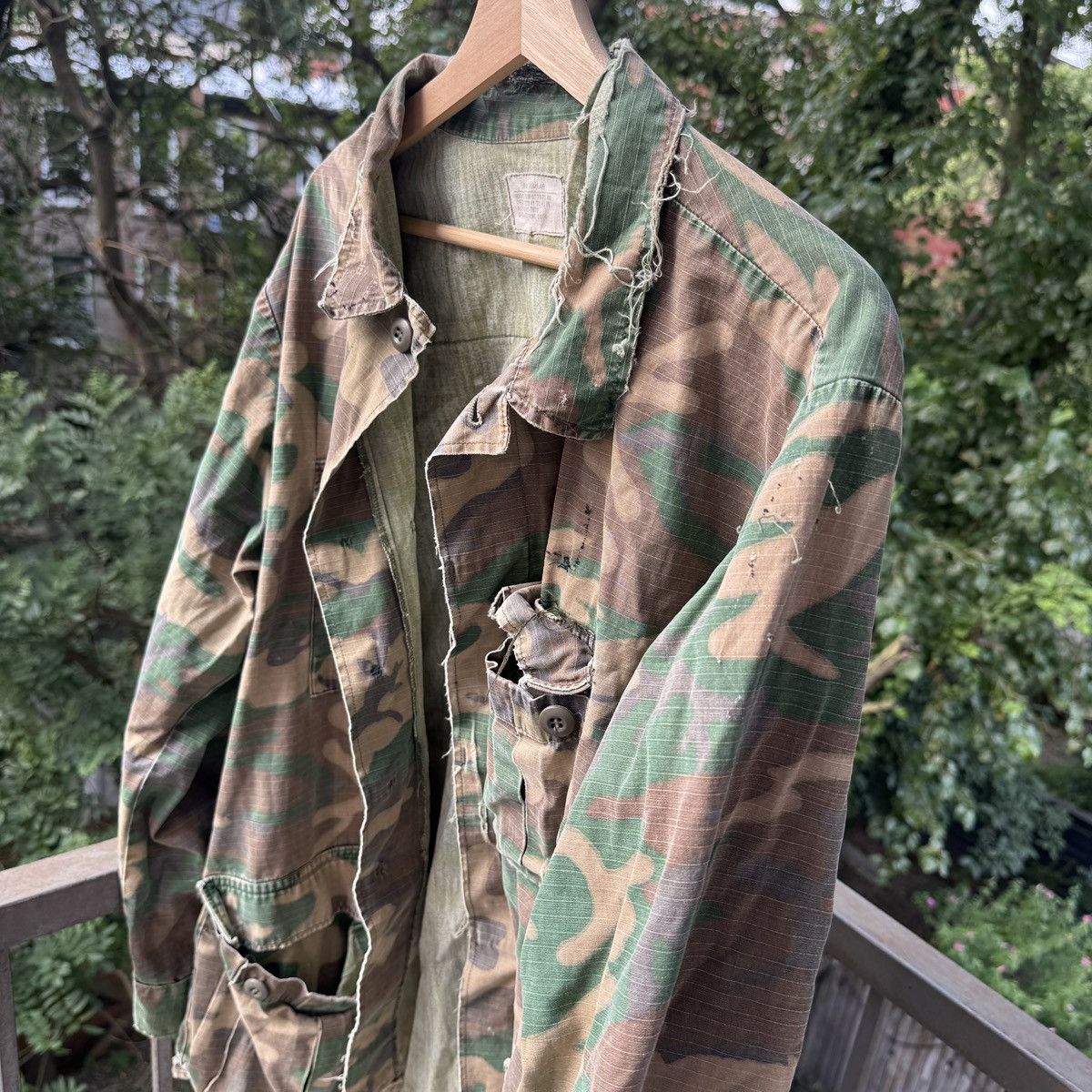 Vintage Thrashed Faded Distressed Camo Cargo Fatigue Shirt ERD Grung Size US L / EU 52-54 / 3 - 4 Thumbnail
