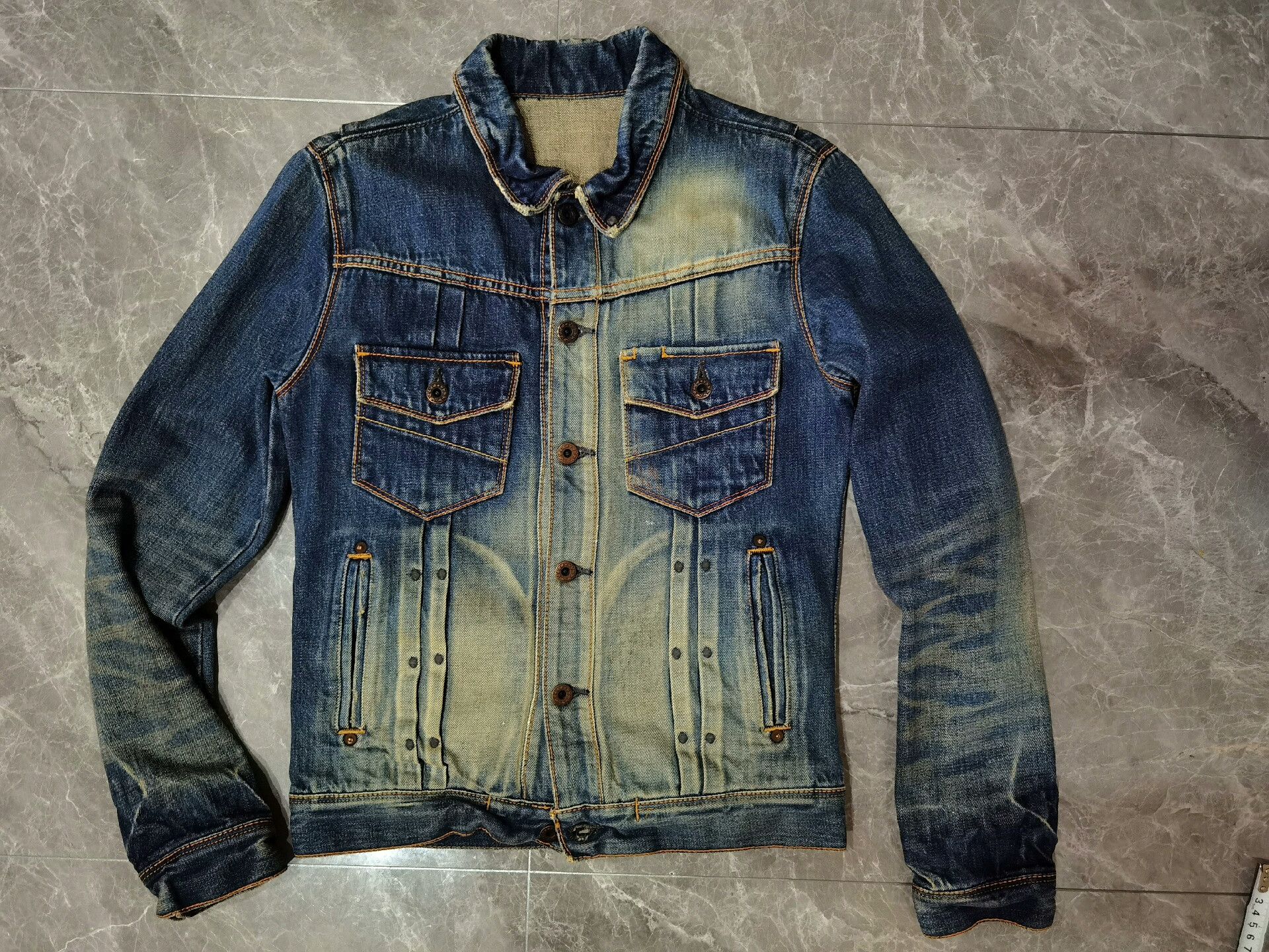 Vintage Slim Fit Distressed Denim Jacket Size US S / EU 44-46 / 1 - 1 Thumbnail