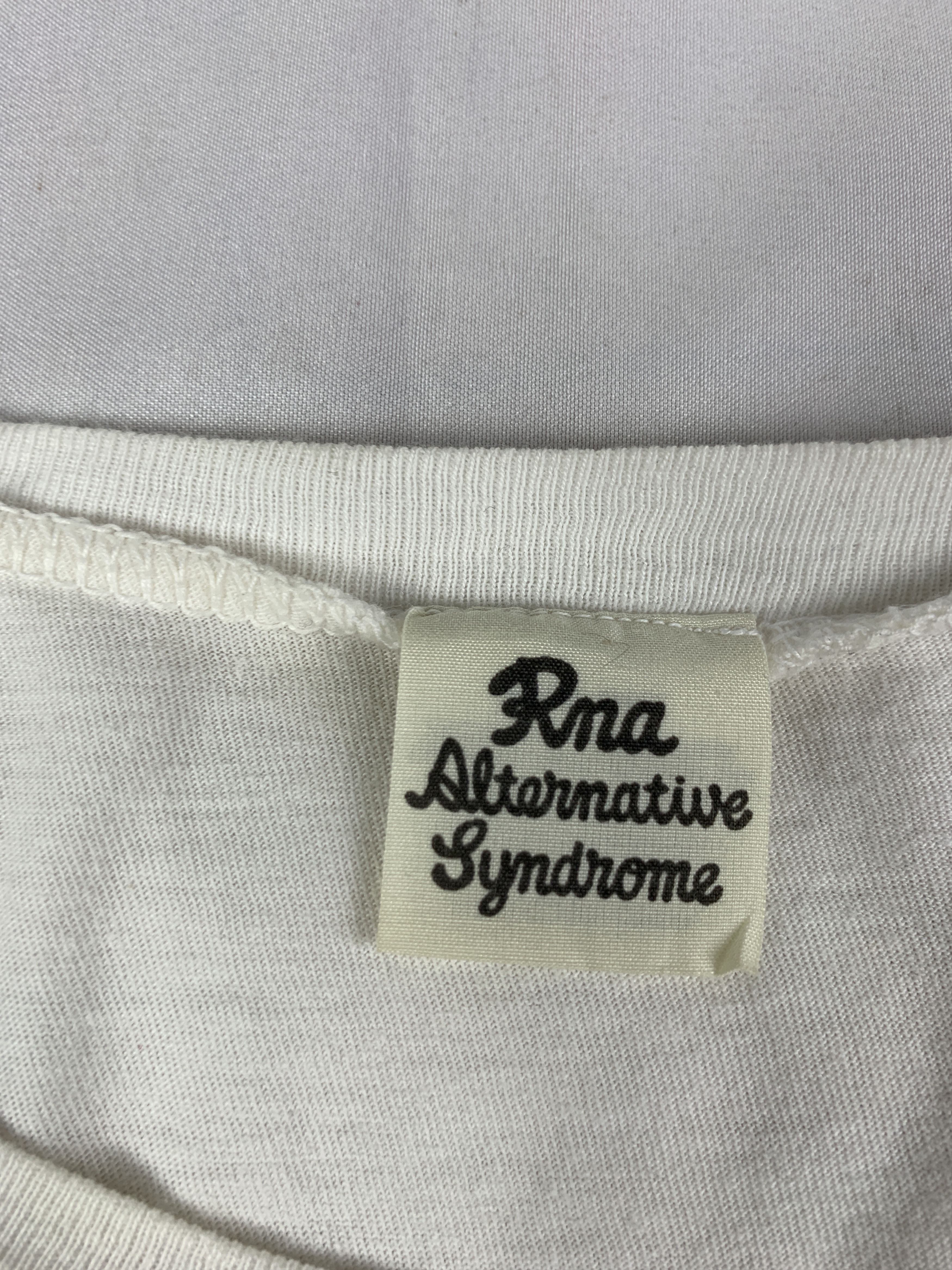 Japanese Brand RnA White Girl Graphic Longsleeve Tee (M) Size M / US 6-8 / IT 42-44 - 8 Thumbnail
