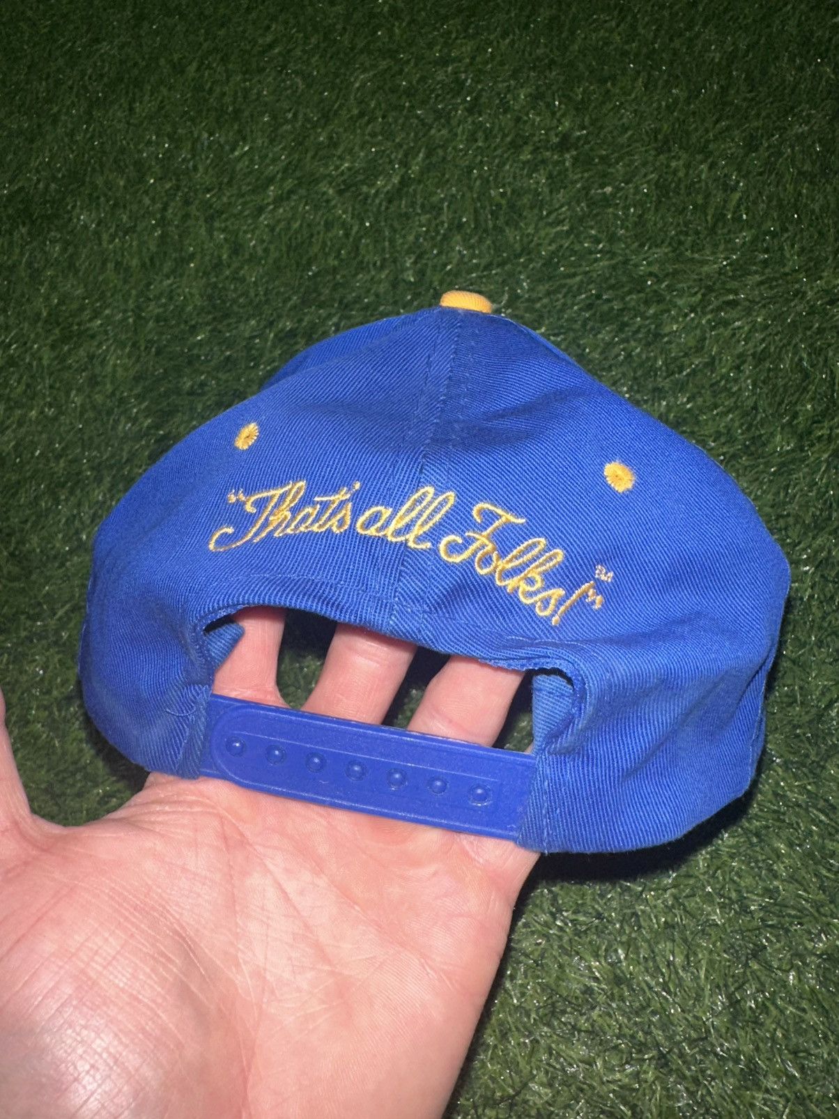 Vintage × Warner Bros Vintage 1993 UCLA Bruins Loony Times Tasmanian Devil Hat Size ONE SIZE - 4 Thumbnail