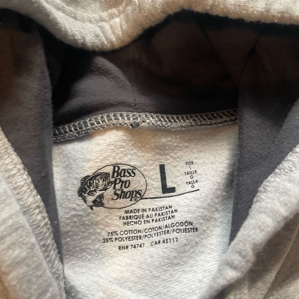 Bass Pro Shops Bass Pro Shops Gray Hoodie Men size L Size US L / EU 52-54 / 3 - 5 Thumbnail