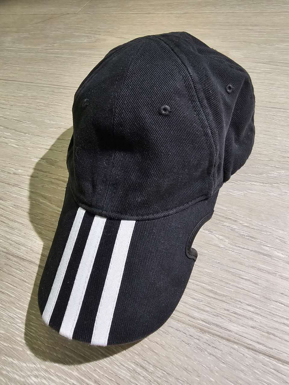 BALENCIAGA× スリーストライプ ロゴキャップ Mサイズ Adidas × Balenciaga Balenciaga x Adidas Triple Stripe Cut Out Cap