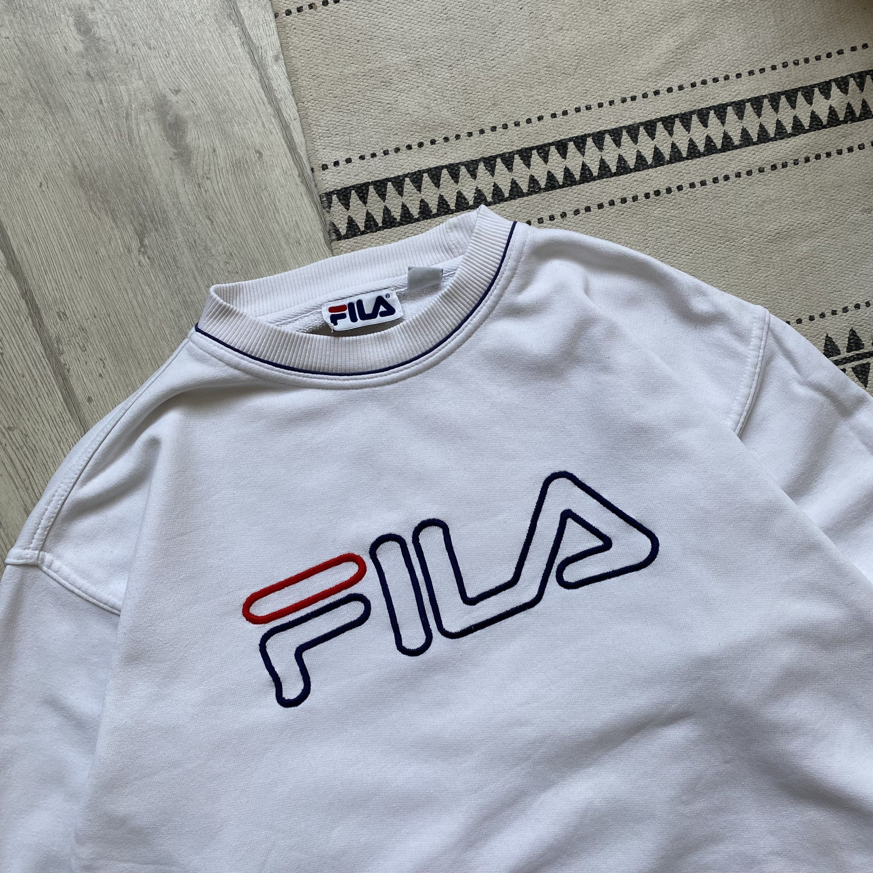 Fila 🔥Vintage 90s Fila Italy Sweatshirt Boxy Fit Crewneck umbro Size US S / EU 44-46 / 1 - 2 Thumbnail
