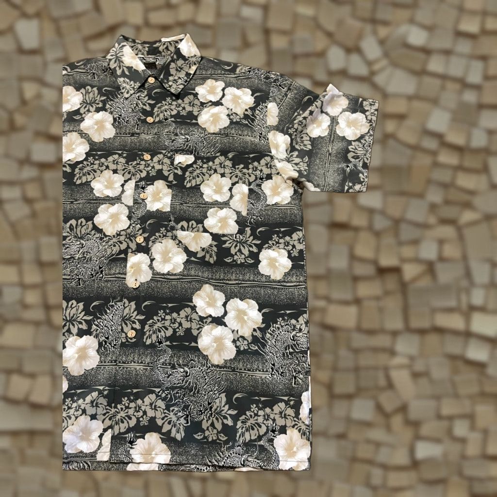 Vintage XG Island Topic Shirt Men’s Size M Grey White Floral Button Up Short Sleeve Vintage No Size US M / EU 48-50 / 2 - 1 Thumbnail