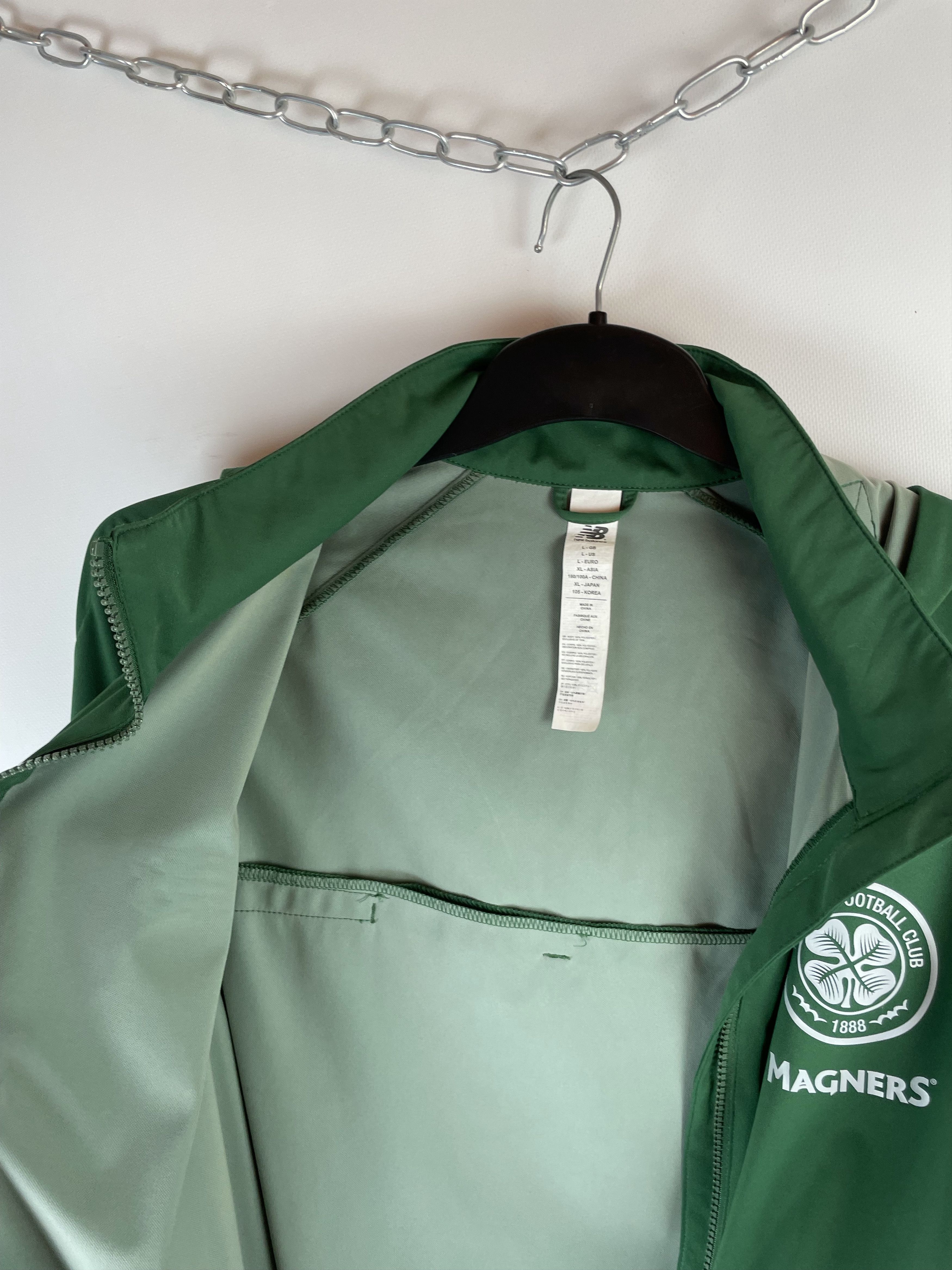 New Balance New Balanc Celtic Track Top Training Jacket Football Soccer Size US L / EU 52-54 / 3 - 7 Thumbnail