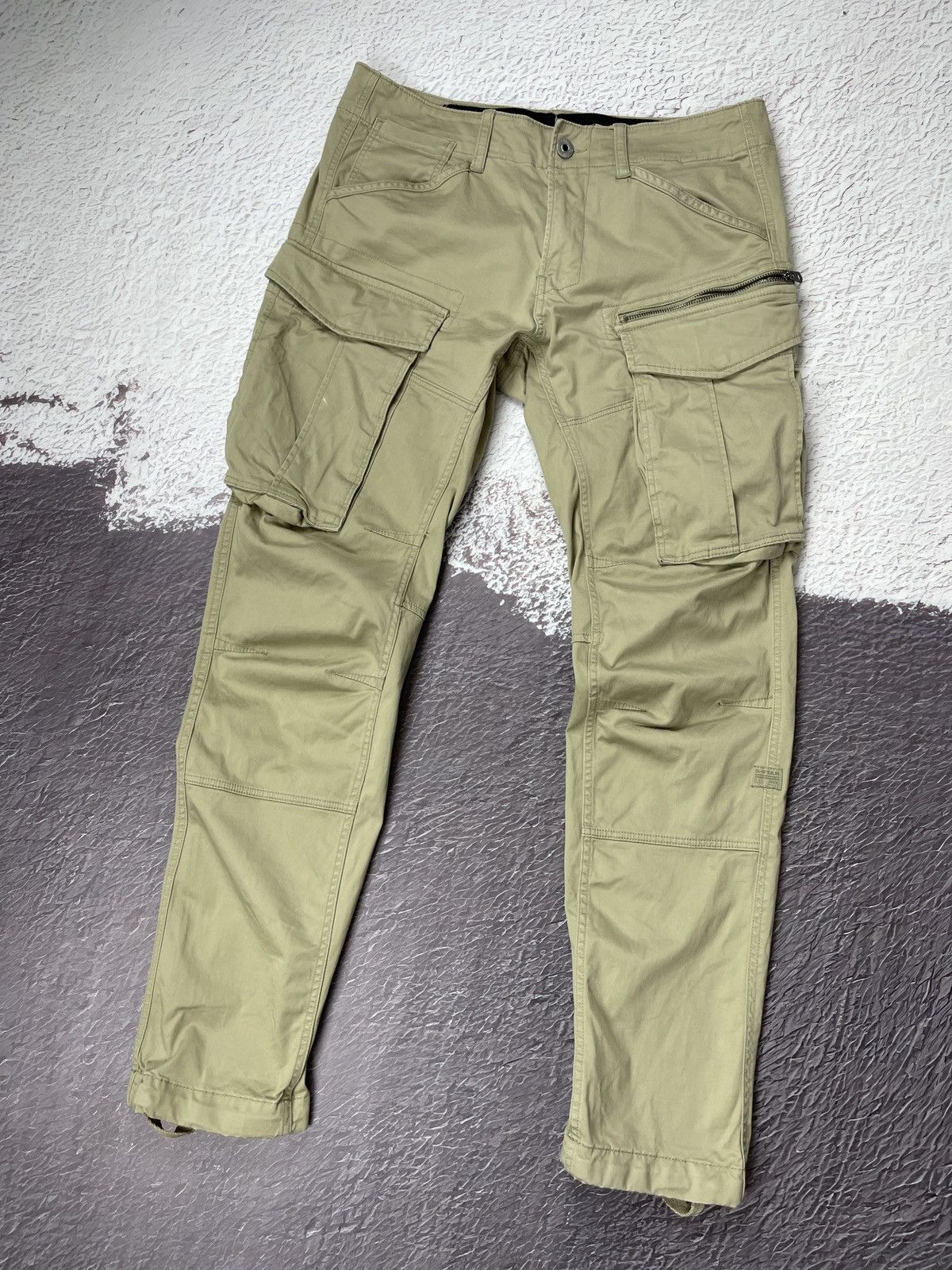 image of G Star Raw x Gstar G-Star Raw Rovic Zip 3D Straight Tapered Beige Cargo Pants, Men's (Size 32)