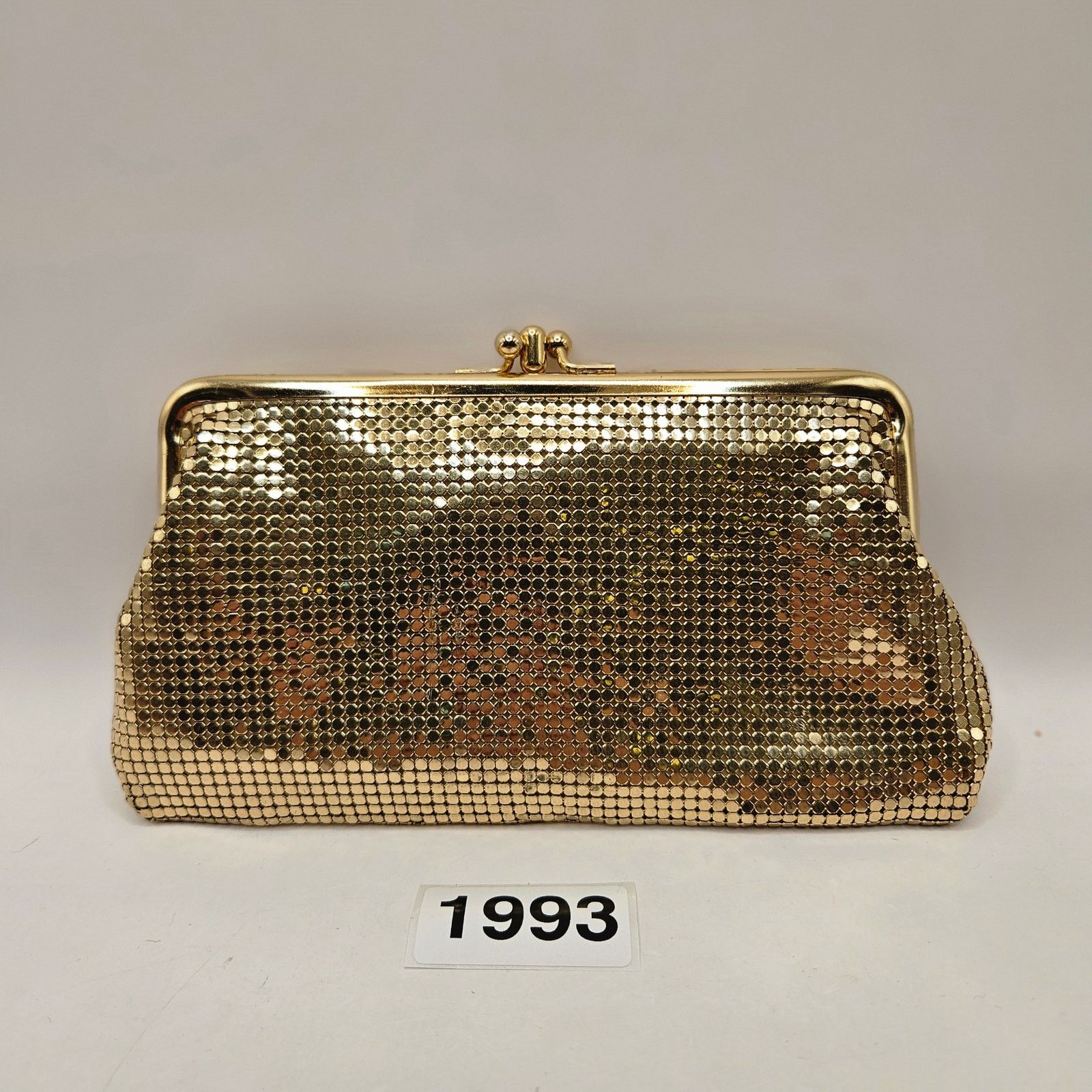 Other WHITING & DAVIS VINTAGE GOLD MESH EVENING CLUTCH BAG PURSE Size ONE SIZE - 2 Thumbnail