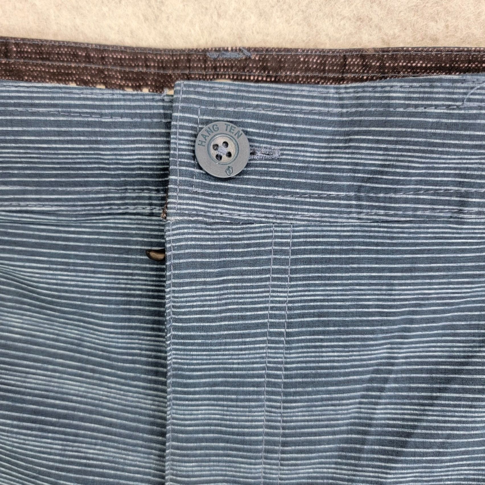 Hang Ten HANG TEN Shorts Mens 38 Lightweight Stretch Quick Dry Blue Bermuda Board Drawstring Casual Regular Plastic? Size US 38 / EU 54 - 2 Thumbnail
