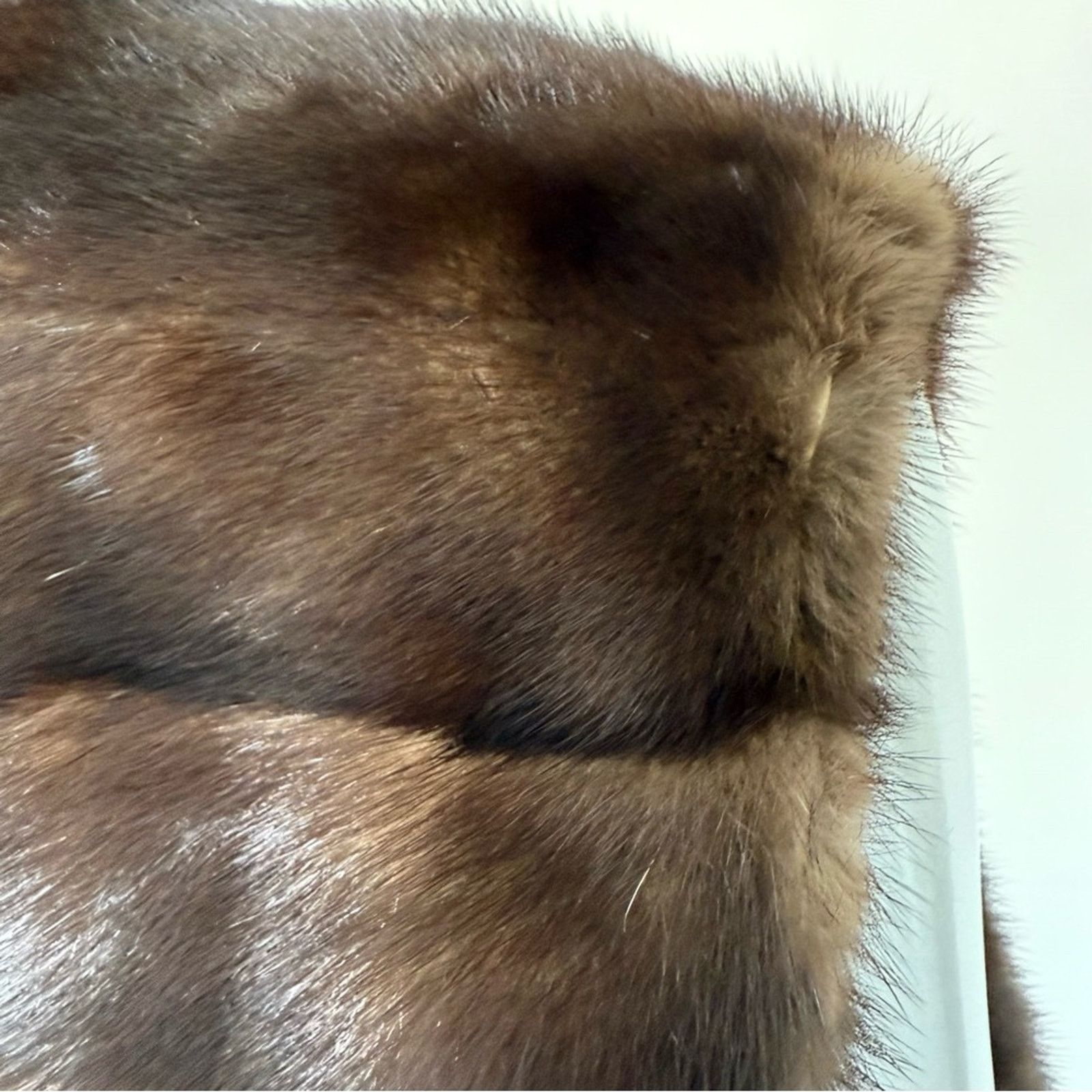 Other Mink natural fur long vest size L Retail 3200$ Size L / US 10 / IT 46 - 9 Thumbnail
