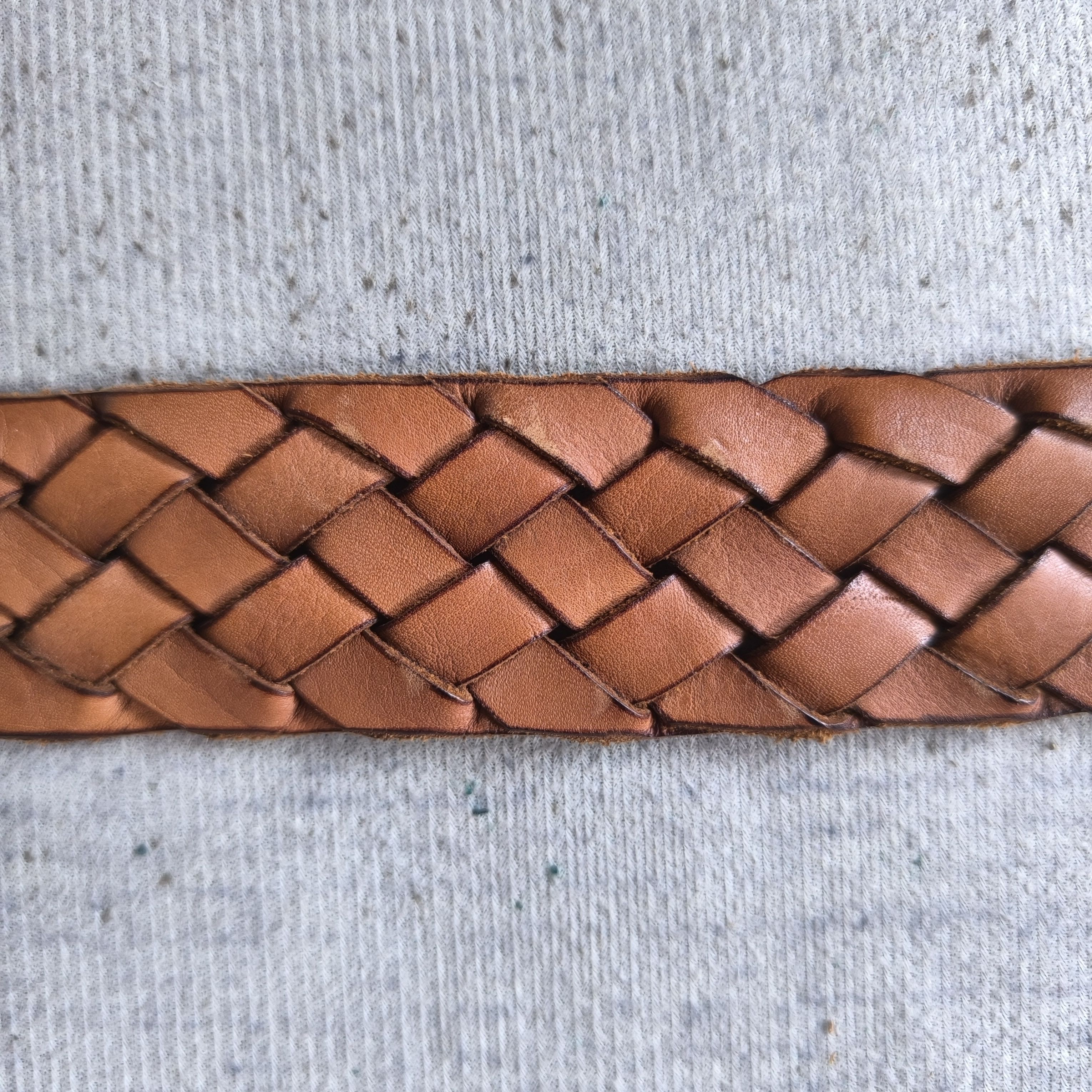 PPFM 🧵Garrison flower japanese crafted leather belt Size ONE SIZE - 7 Thumbnail