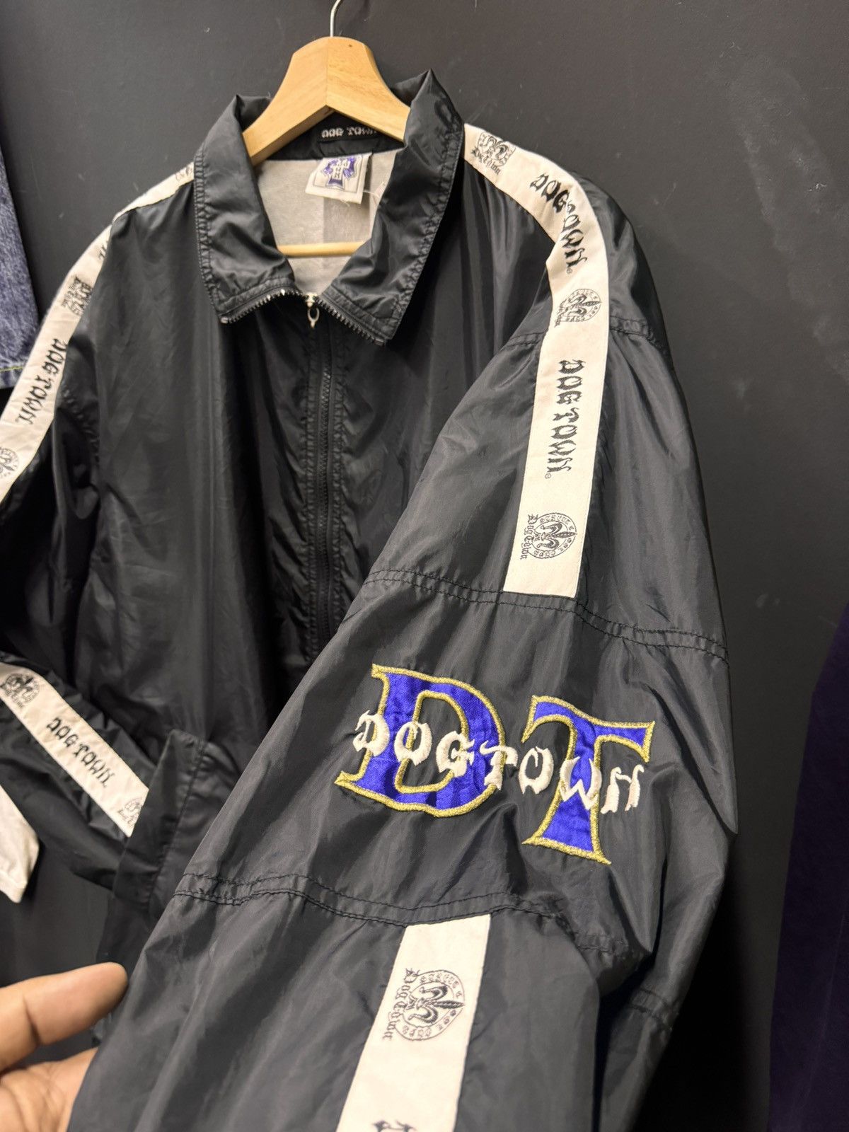 Dogtown Dog Town Windbreaker Jacket Hip Hop Size US XL / EU 56 / 4 - 9 Thumbnail