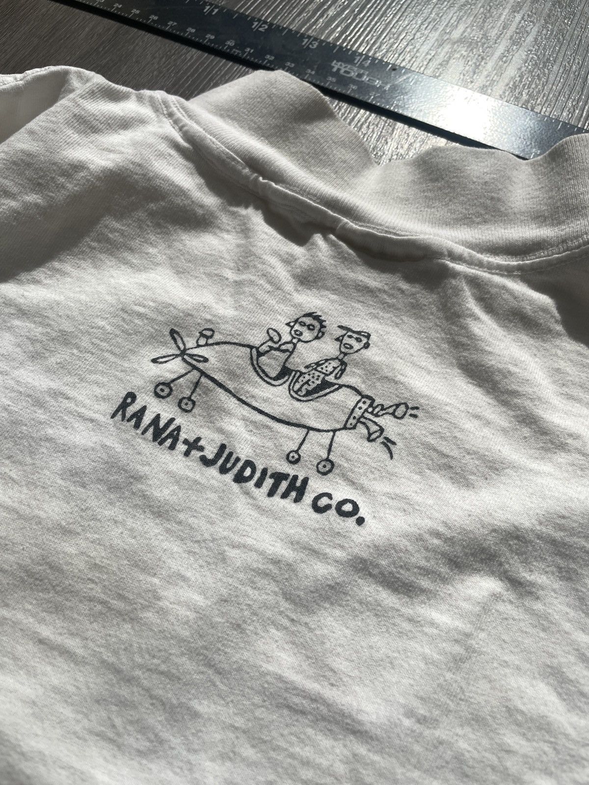 Vintage Vintage 90 ’s Cave Dog “Art Print” Graphic T-Shirt (Sz. XL) Size US XL / EU 56 / 4 - 6 Thumbnail