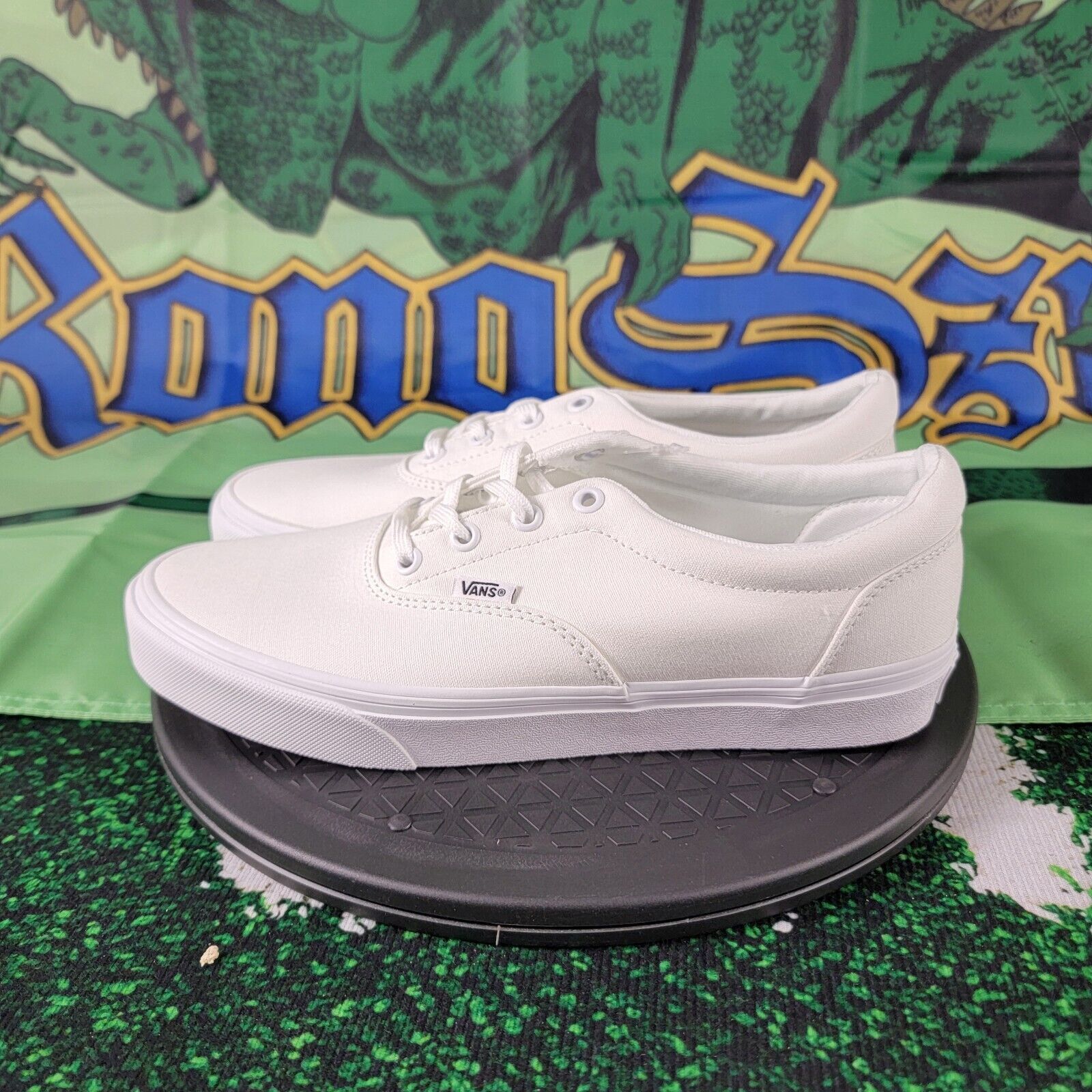 Vans Vans Doheny Women's White Canvas Low Skateboard Shoes Sz 10 Size US 10 / IT 40 - 2 Thumbnail