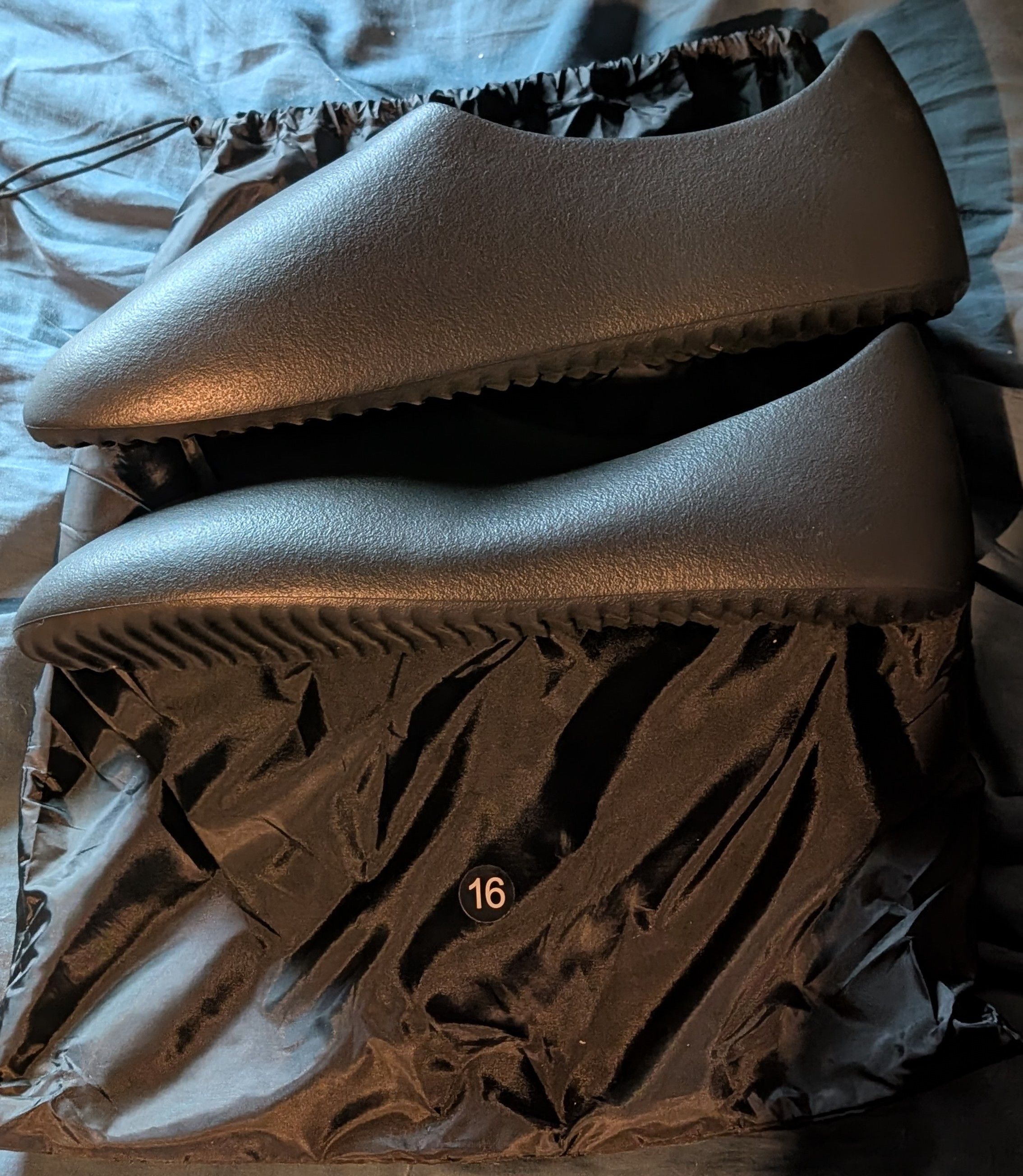 Kanye West × Yeezy Yeezy SL-01 Slippers Black Size 16 Size US 15 / EU 48 - 2 Thumbnail