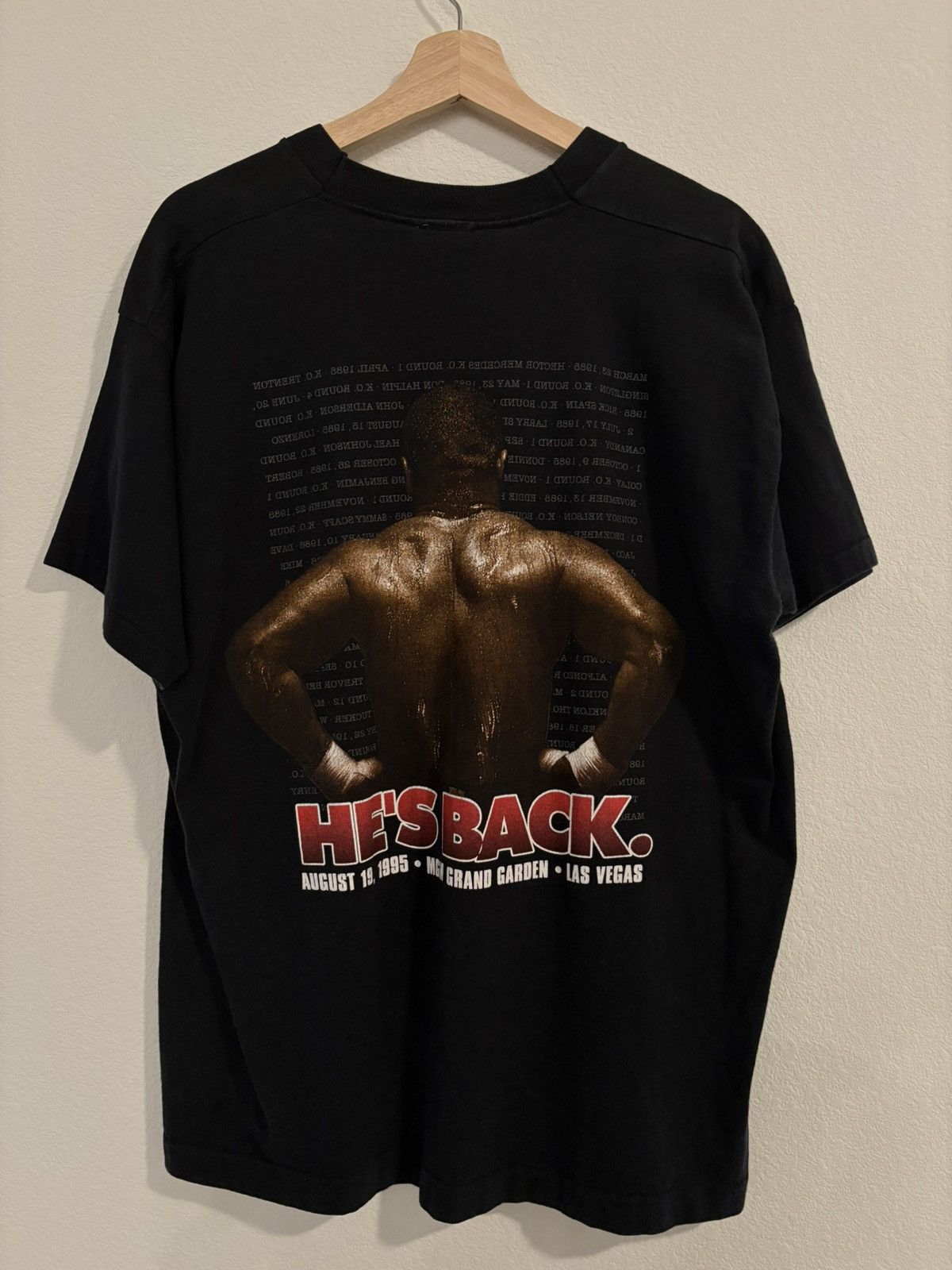 Vintage 1995 Vintage Mike Tyson Boxing T-Shirt Size US XL / EU 56 / 4 - 2 Thumbnail
