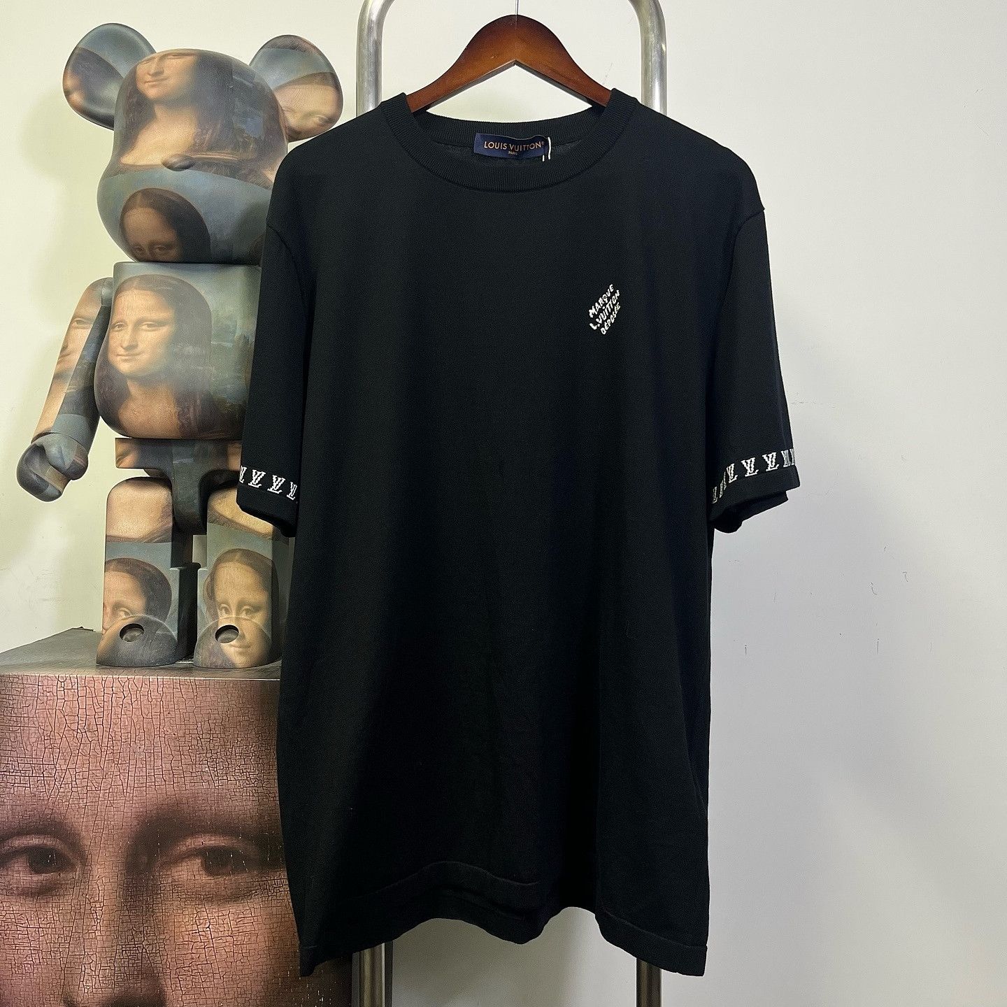Louis Vuitton Louis Vuitton Logo T-Shirt Size XXL Size US XXL / EU 58 / 5 - 1 Thumbnail