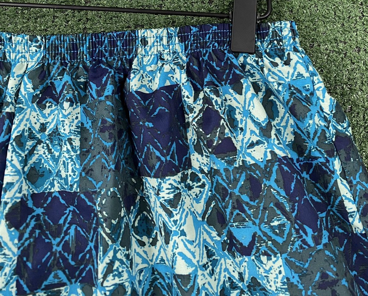Nike VTG 90s Nike Embroidered Swoosh Geometric Lined Shorts XL Size US 38 / EU 54 - 4 Thumbnail