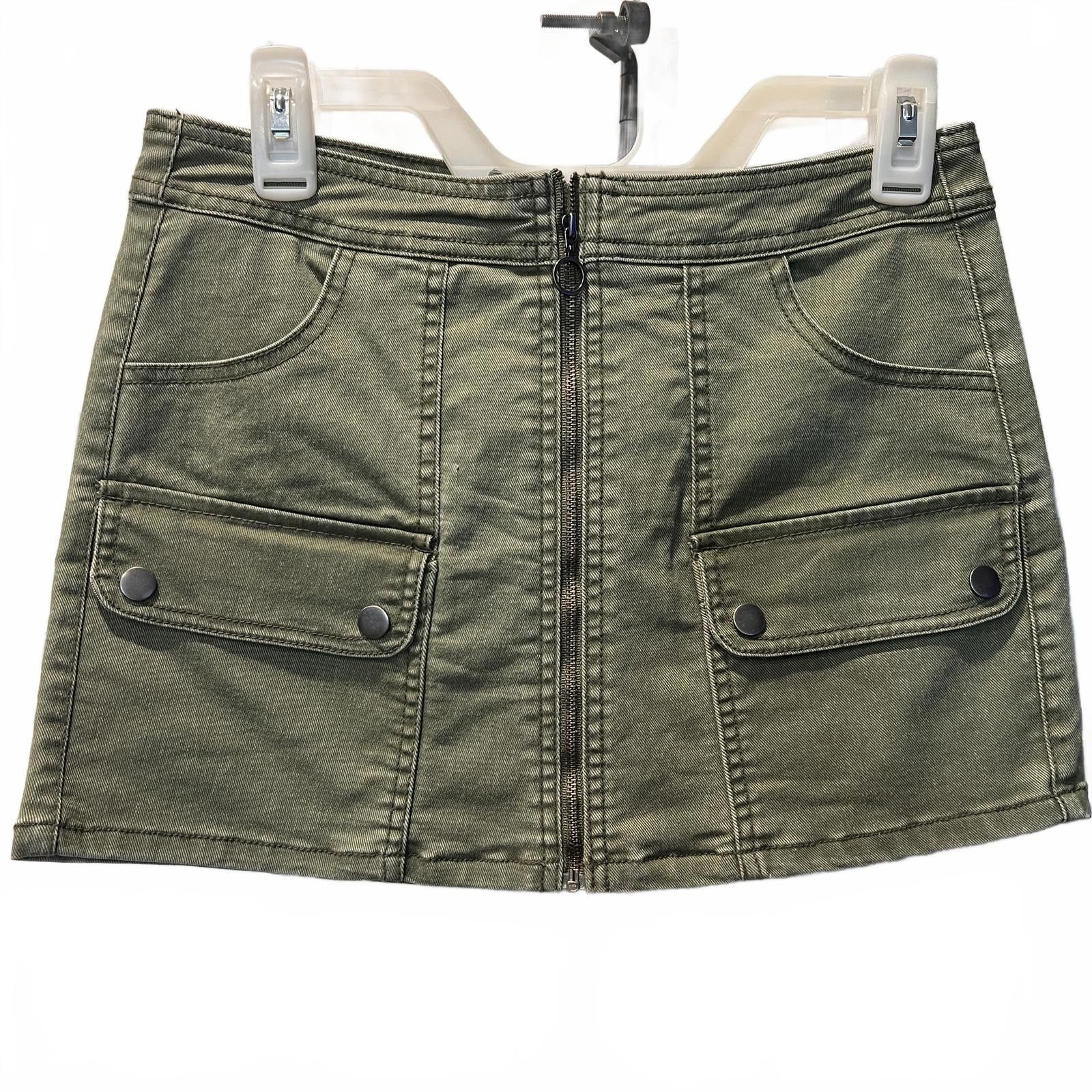 Other No Boundaries Olive Green Mini Skirt Size 26" / US 2 / IT 38 - 1 Thumbnail