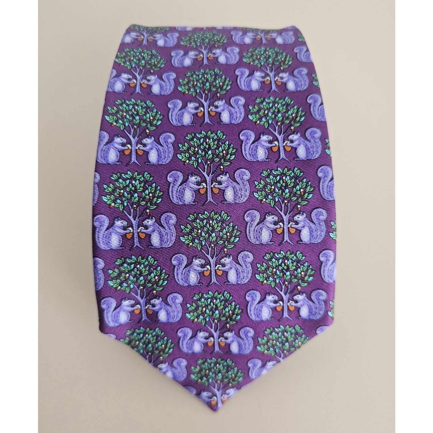 Brooks Brothers EUC Brooks Brothers MAKERS Silk Squirrels Necktie Tie Size ONE SIZE - 1 Thumbnail