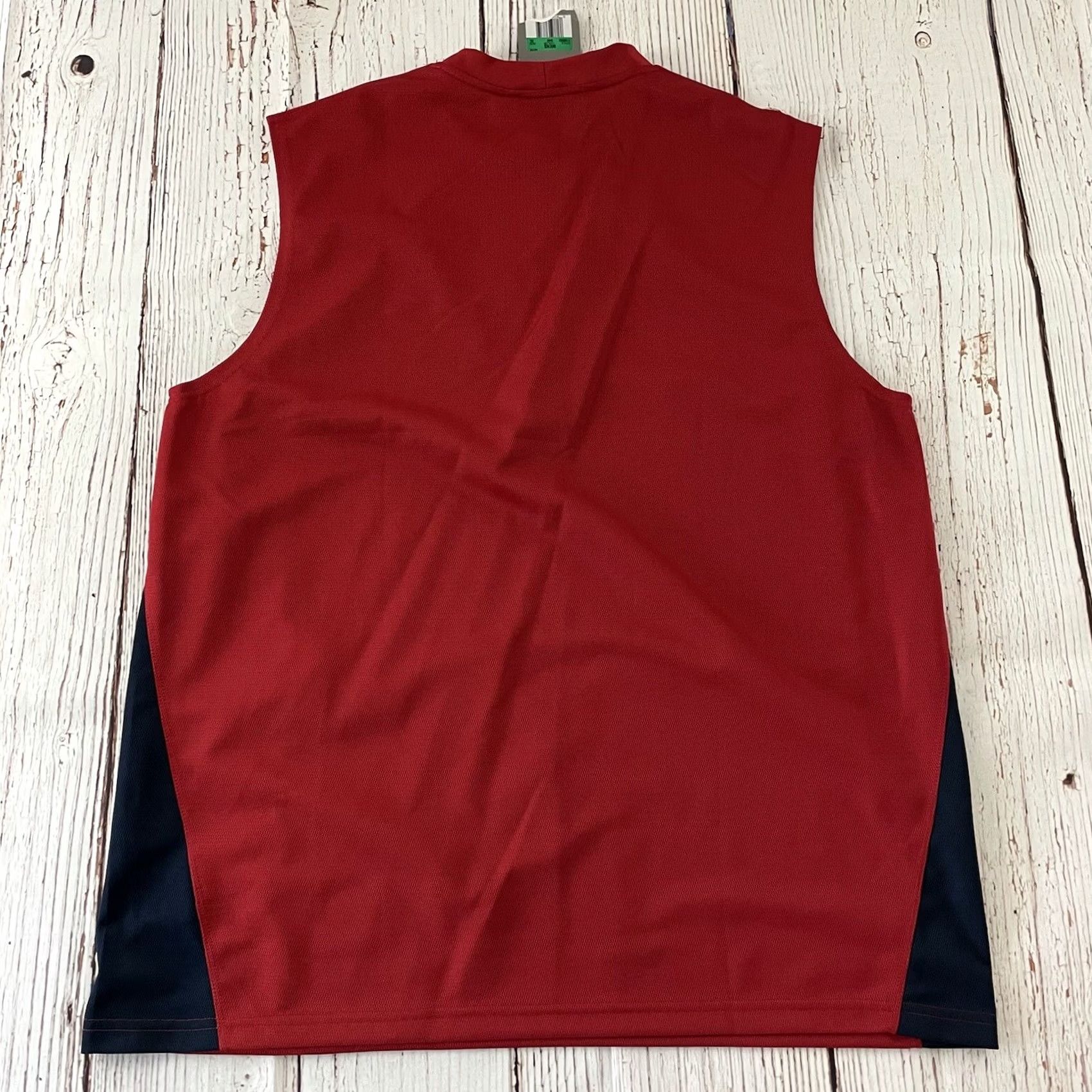 Nike VINTAGE Nike Essential Check Tank Shirt XL Red Men Athletic Sleeveless Shirt Size US XL / EU 56 / 4 - 7 Thumbnail