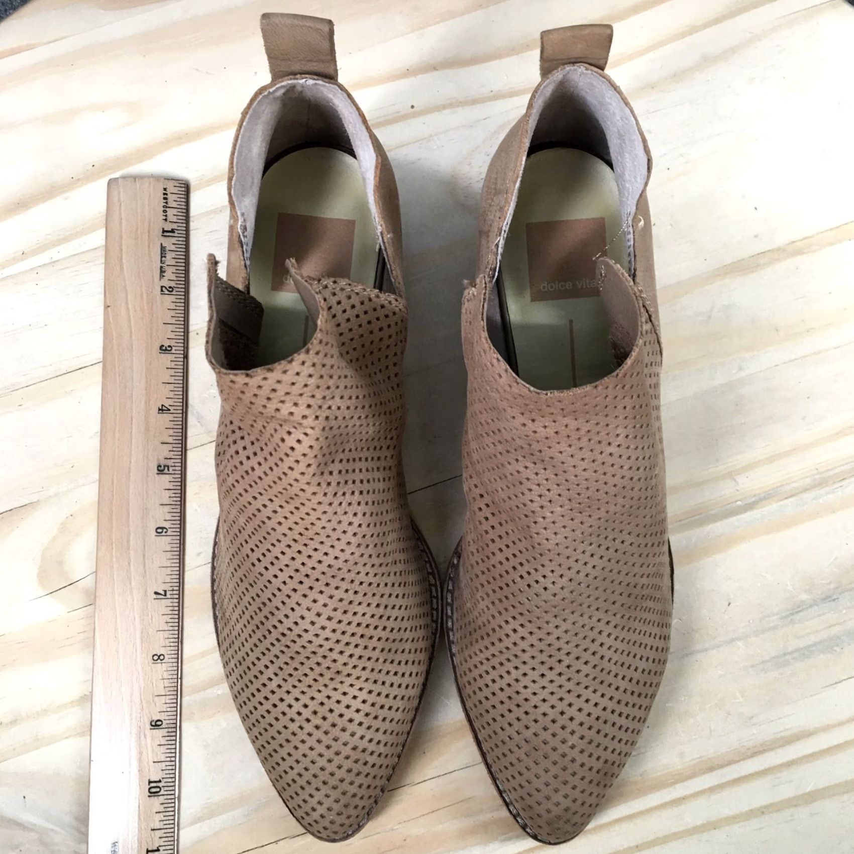 Dolce Vita Dolce Vita Boots Women 8 Brown Sonya Almond Toe Slip On Perforated Leather Ankle Bootie Size US 8 / IT 38 - 6 Thumbnail