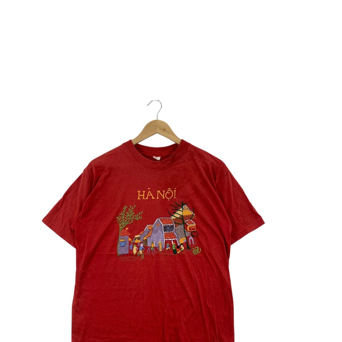 Vintage Vintage 80s HANOI VIETNAM SOUVENIR Cold War Thrashed Tee Size US S / EU 44-46 / 1 - 2 Thumbnail