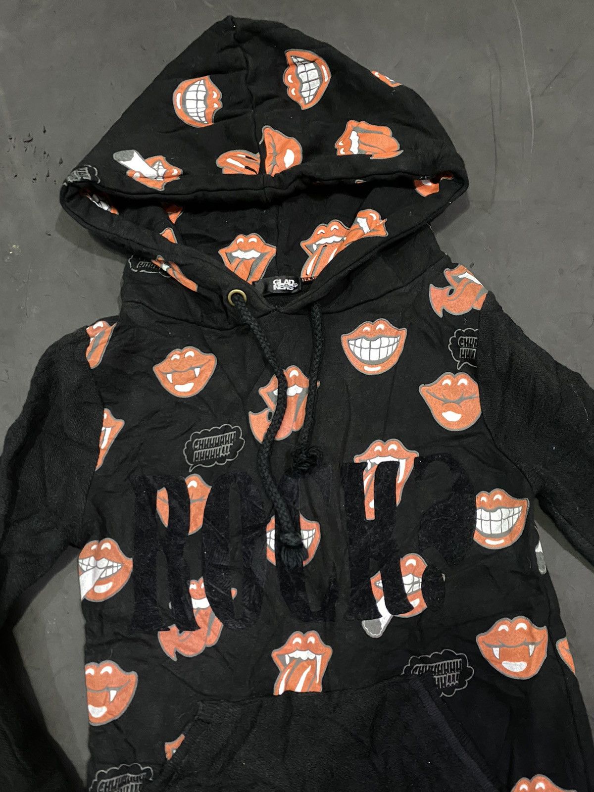If Six Was Nine × Japanese Brand × Le Grande Bleu (L.G.B.) 💸BINDINGOFFER💸Gladnews Japanese Lips Hoodie Rollingstone Size US S / EU 44-46 / 1 - 2 Thumbnail
