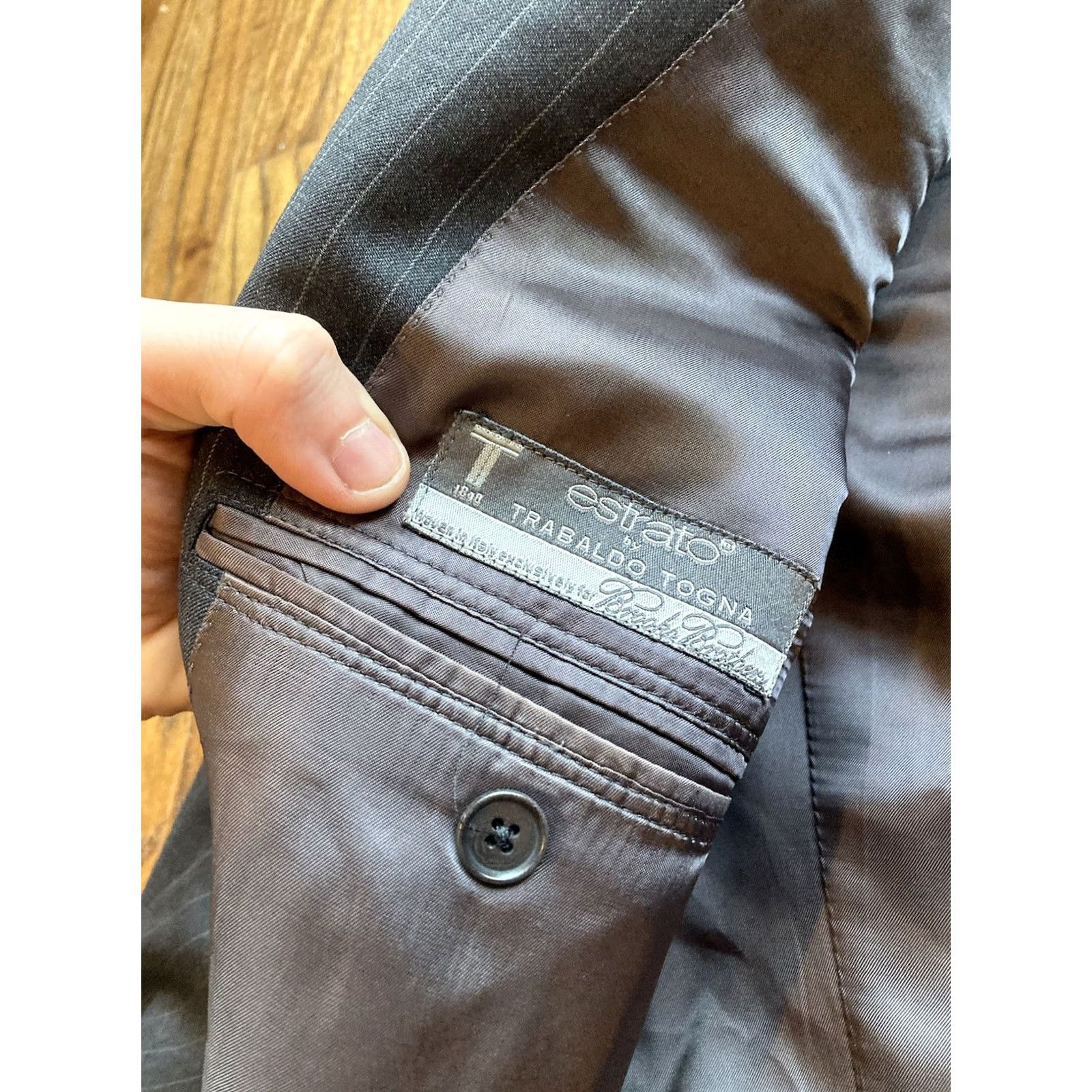 Brooks Brothers Brooks Brothers Blazer Mens 44R Wool Charcoal Gray Striped 2 Piece Classic Notch Lapel Four-Button 2 Piece Travel USA Size 44R - 7 Thumbnail