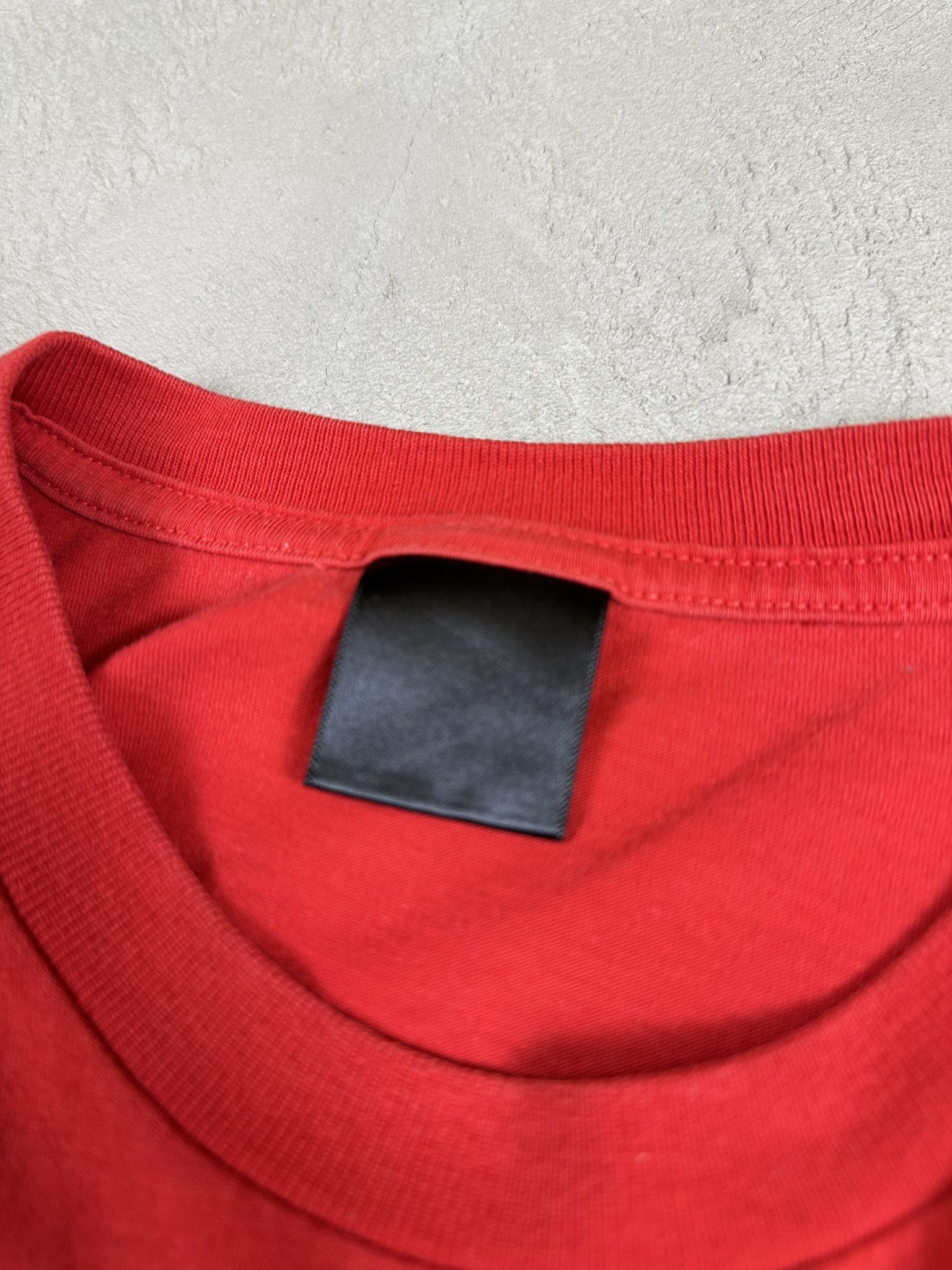 Oakley Vintage Y2k Oakley Circle Logo T-shirt Size US M / EU 48-50 / 2 - 13 Thumbnail