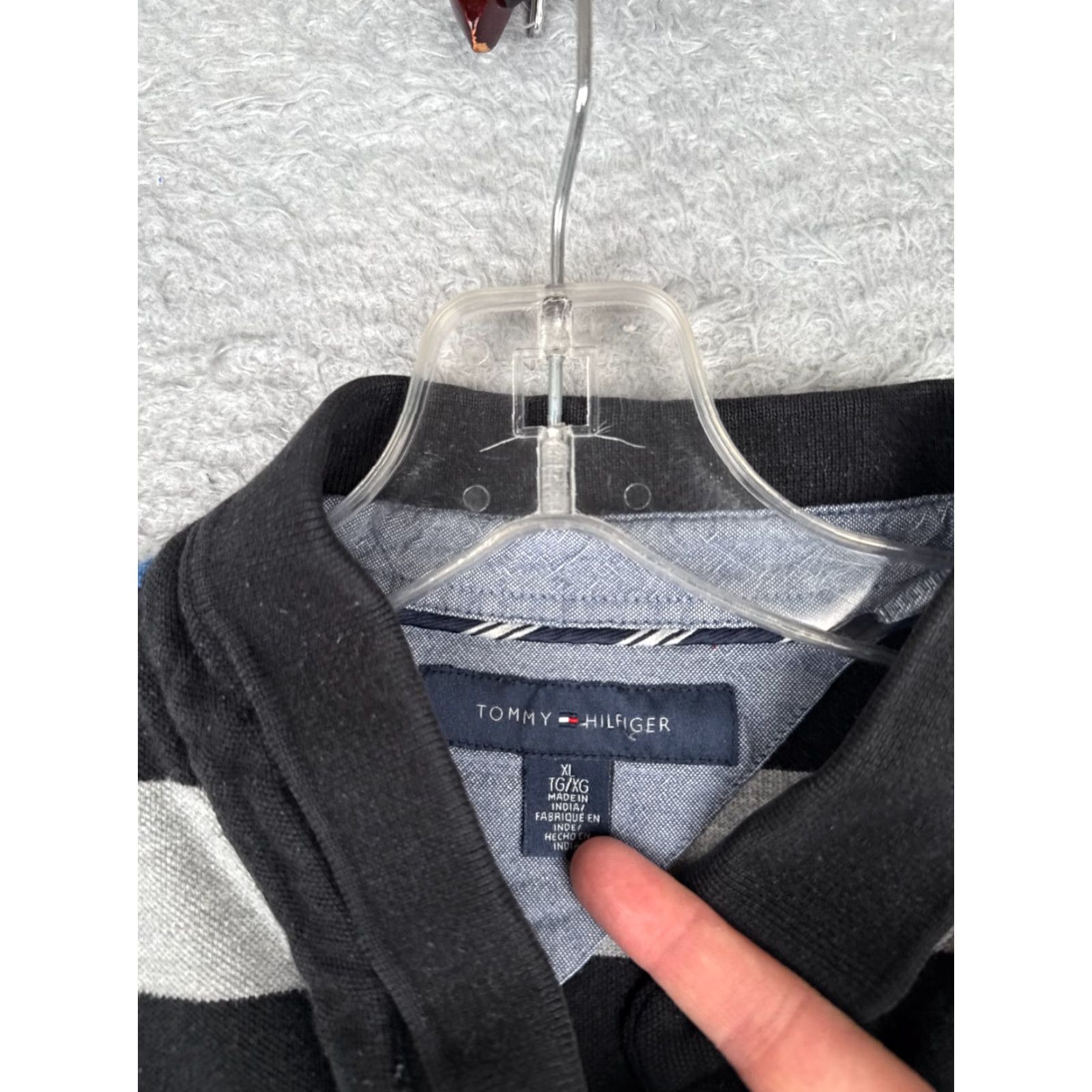 Tommy Hilfiger Tommy Hilfiger Shirt Men Extra Large Blue Gray Stripe Cotton Short Sleeve Size US XL / EU 56 / 4 - 7 Thumbnail