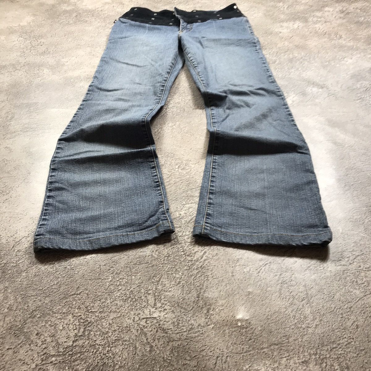 Vintage Vintage Y2K Baggy Distressed Flared Jeans Grunge Skate 27 Size 27" / US 4 / IT 40 - 1 Thumbnail