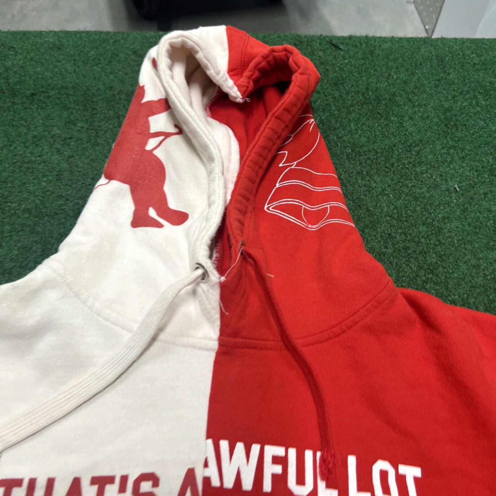 Vintage Awful Lot Of Cough Syrup Classic Red White Hoodie L/XL Size US L / EU 52-54 / 3 - 7 Thumbnail