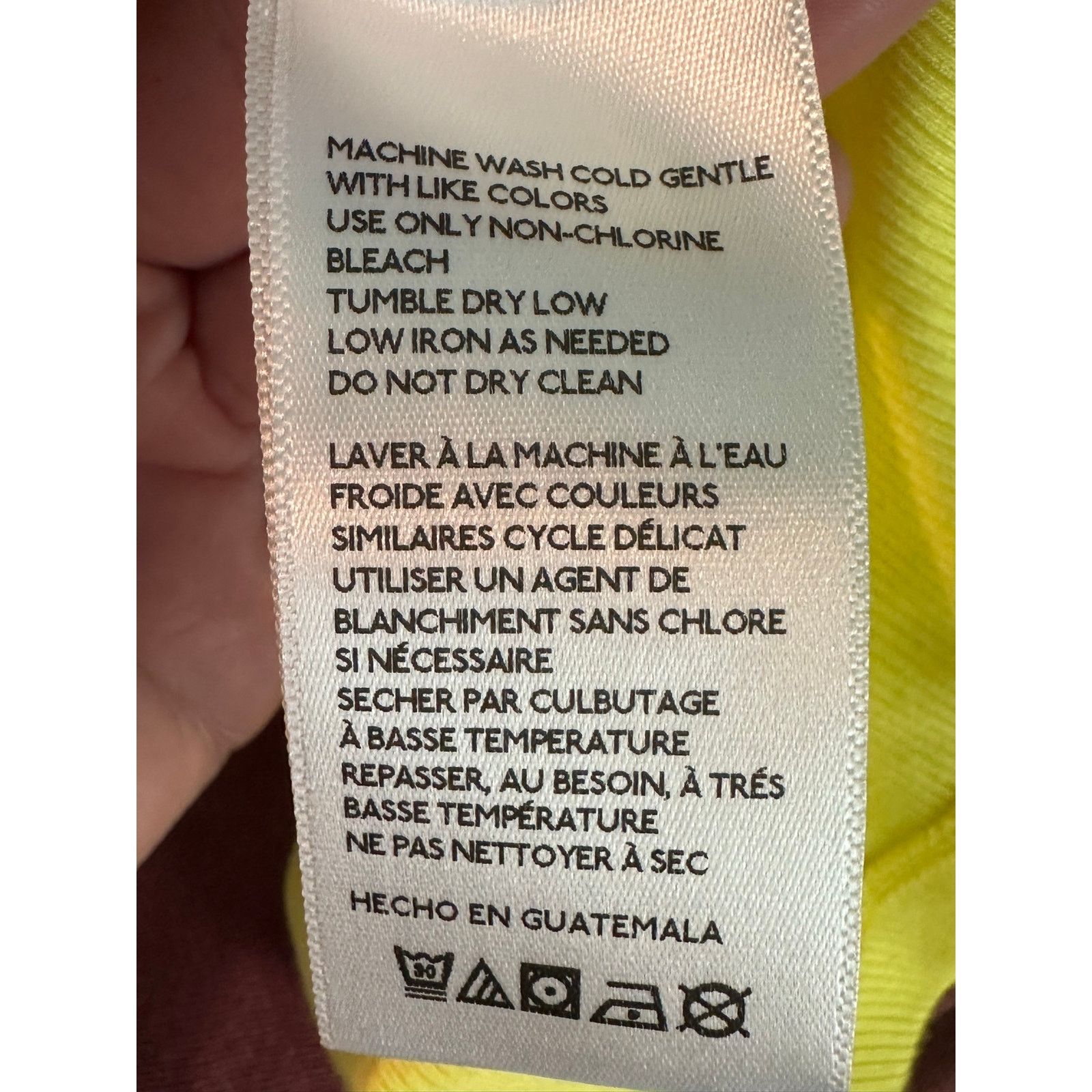 Bdg BDG yellow knit short sleeves v neck fitted top size Small Size S / US 4 / IT 40 - 5 Thumbnail