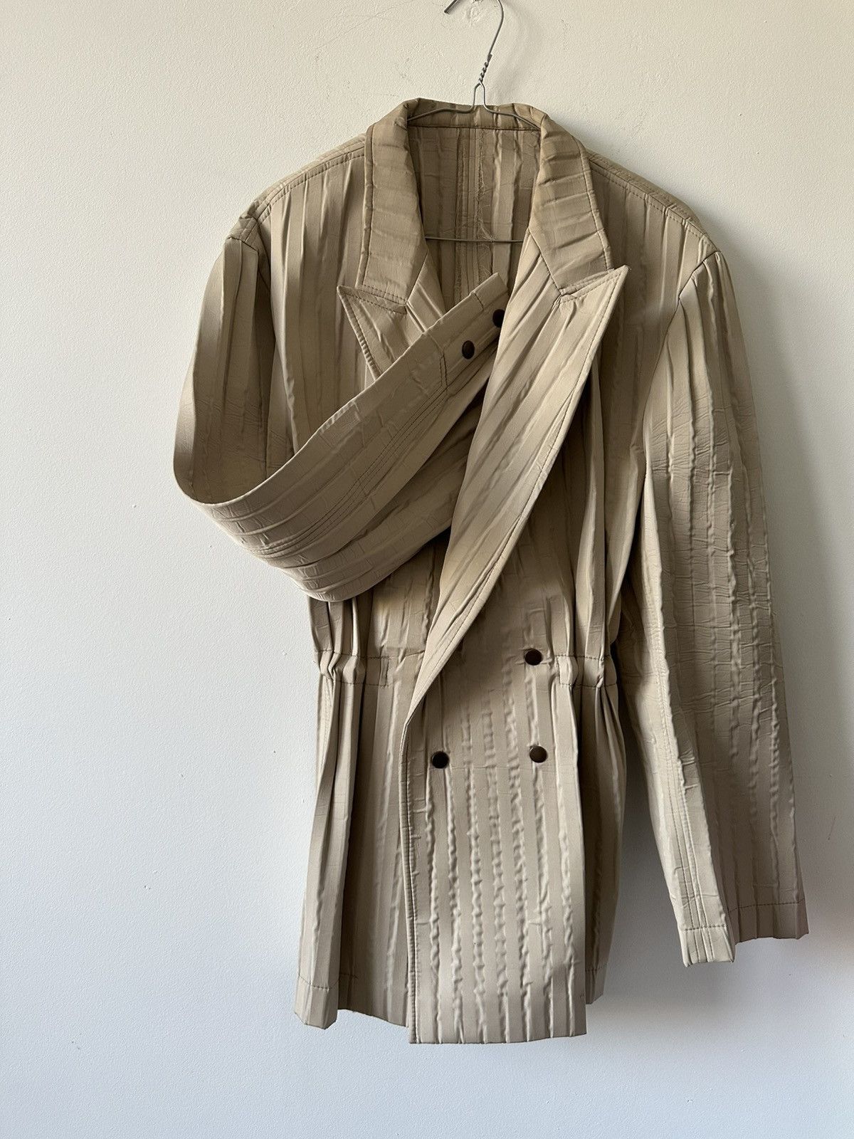 Other Avant garde foam striped nylon jacket! Hi fashion Size 44R - 14 Thumbnail