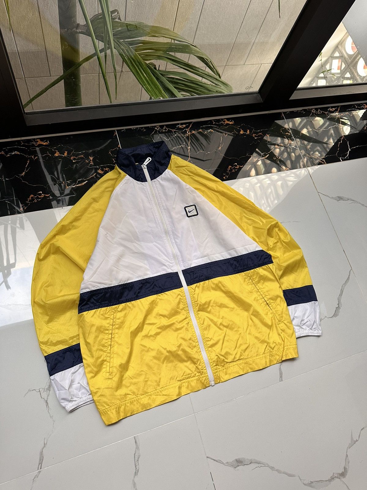 Nike × Vintage NIKE VINTAGE BIG LOGO STREETWEAR LIGHT JACKET Size US M / EU 48-50 / 2 - 1 Thumbnail