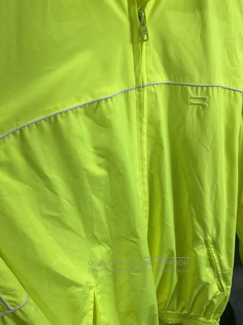 Balenciaga Balenciaga Neon Yellow Jacket Size 34. Size US XS / EU 42 / 0 - 5 Thumbnail