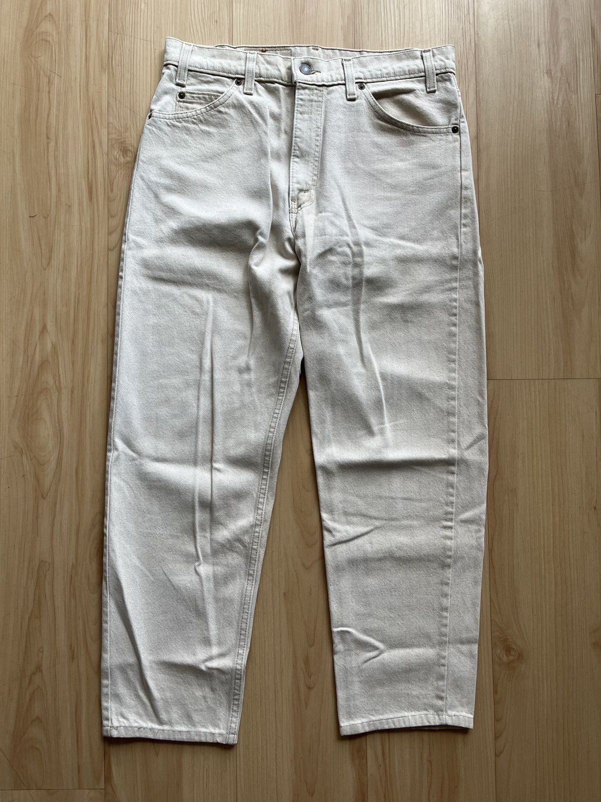 Levi's × Vintage vintage levi’s 550 orange tab cream eggshell denim jeans Size US 32 / EU 48 - 4 Thumbnail
