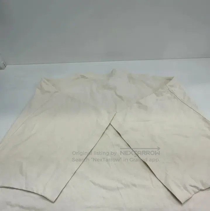 Balenciaga Balenciaga Beige Graphic Round Neck Short Sleeve T. Size US M / EU 48-50 / 2 - 7 Thumbnail