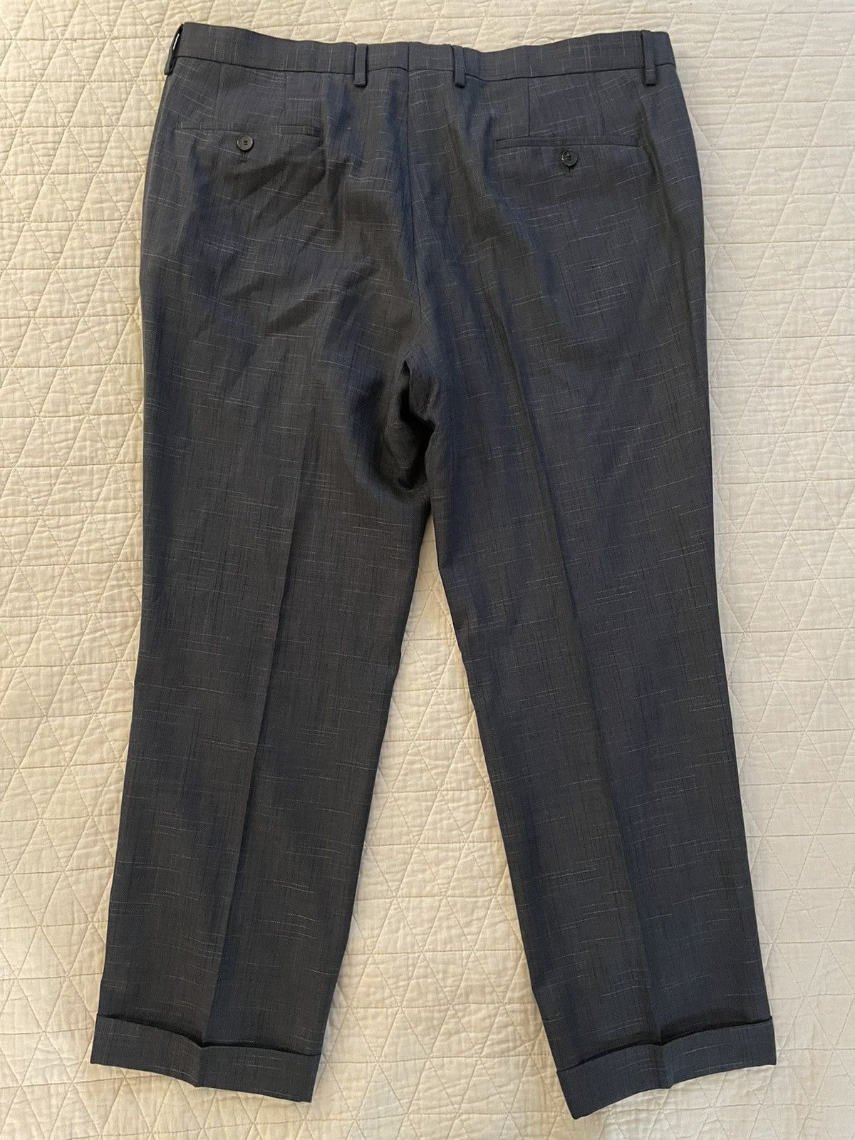 Hugo Boss Huge3/Genius2 Wool and Silk Finely Textured Fleck Suit Size 46R - 15 Thumbnail