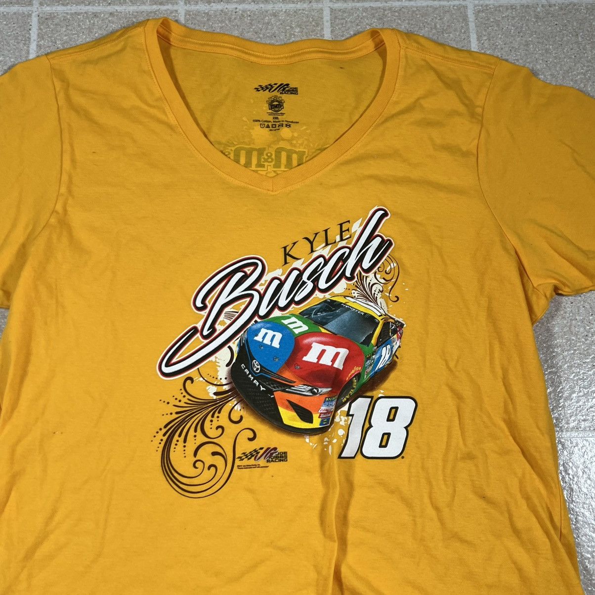 Chase Authentics Joe Gibbs Racing Kyle Busch M&M Racing V Neck T-Shirt Sz 2XL Size XXL / US 16-18 / IT 52-54 - 2 Thumbnail