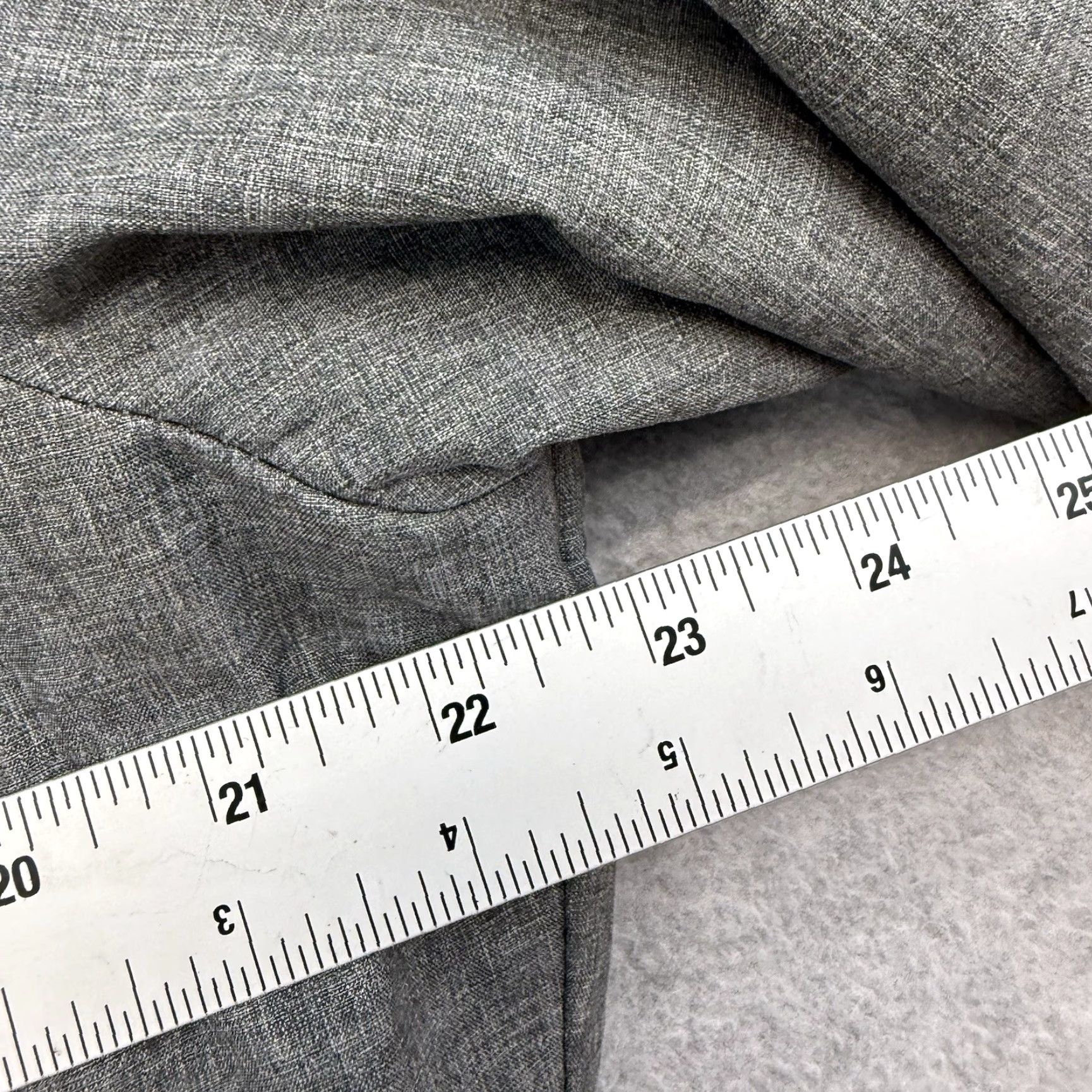 The North Face VINTAGE The North Face Windwall Women's Softshell Jacket XL Gray Zip Hooded Size XL / US 12-14 / IT 48-50 - 4 Thumbnail