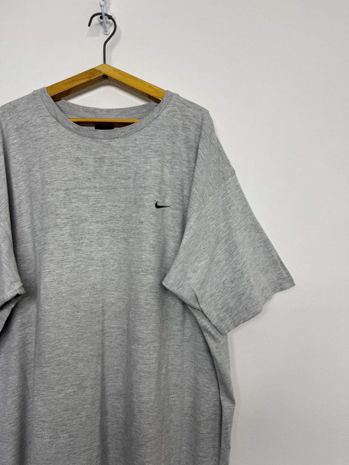Nike Vintage Y2k Nike Swoosh Logo T-Shirt Size US XXL / EU 58 / 5 - 5 Thumbnail
