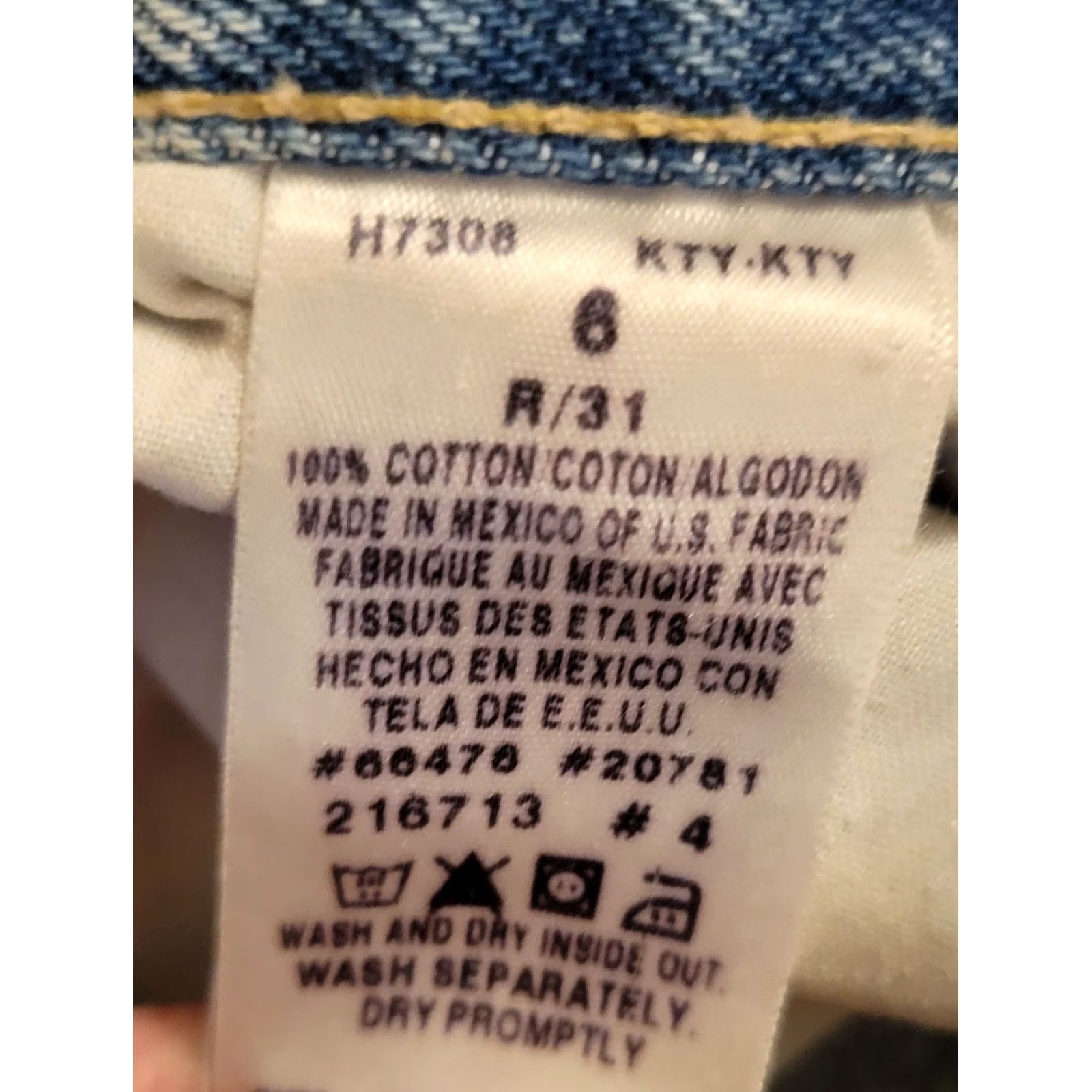 Tommy Hilfiger VINTAGE Tommy Hilfiger Jeans Boyfriend Size 6 Lt Wash Tapered Flag Womens Size 28" / US 6 / IT 42 - 7 Thumbnail