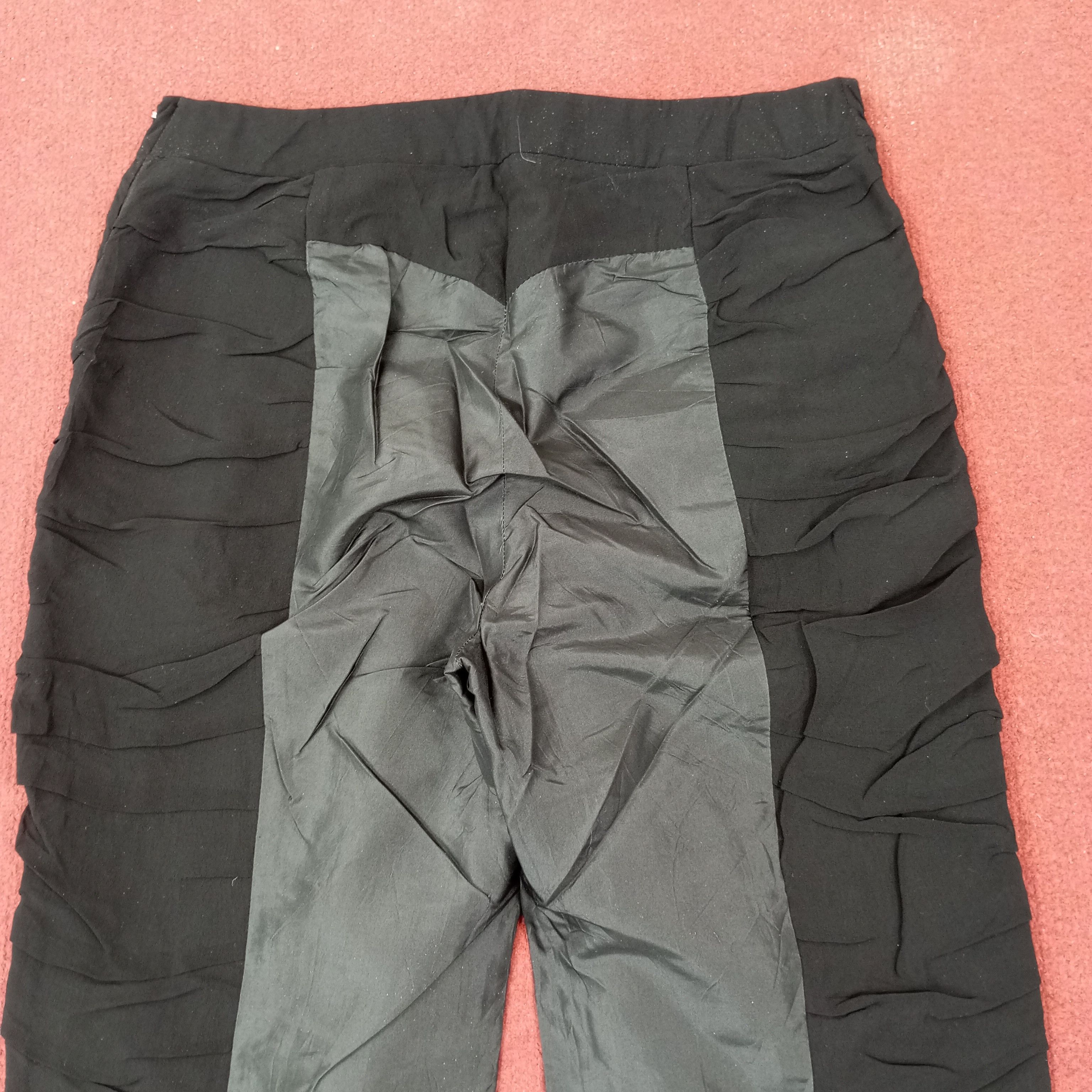 Costume National Costume National Fashion Design Style Pants c235n28 Size 27" / US 4 / IT 40 - 5 Thumbnail