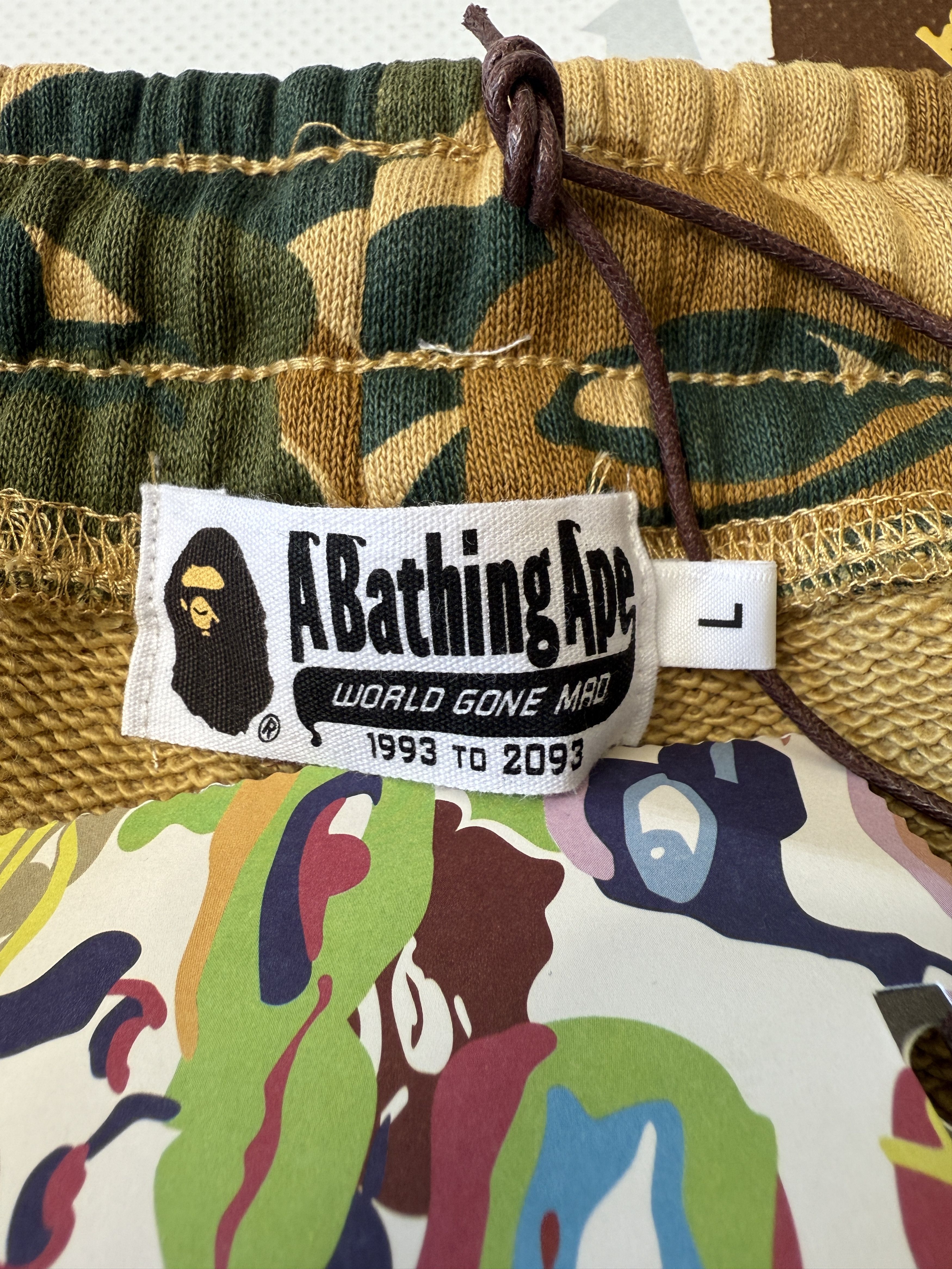 Bape × KidSuper BAPE X KIDSUPER CAMO SWEAT SHORTS Size US 34 / EU 50 - 8 Thumbnail