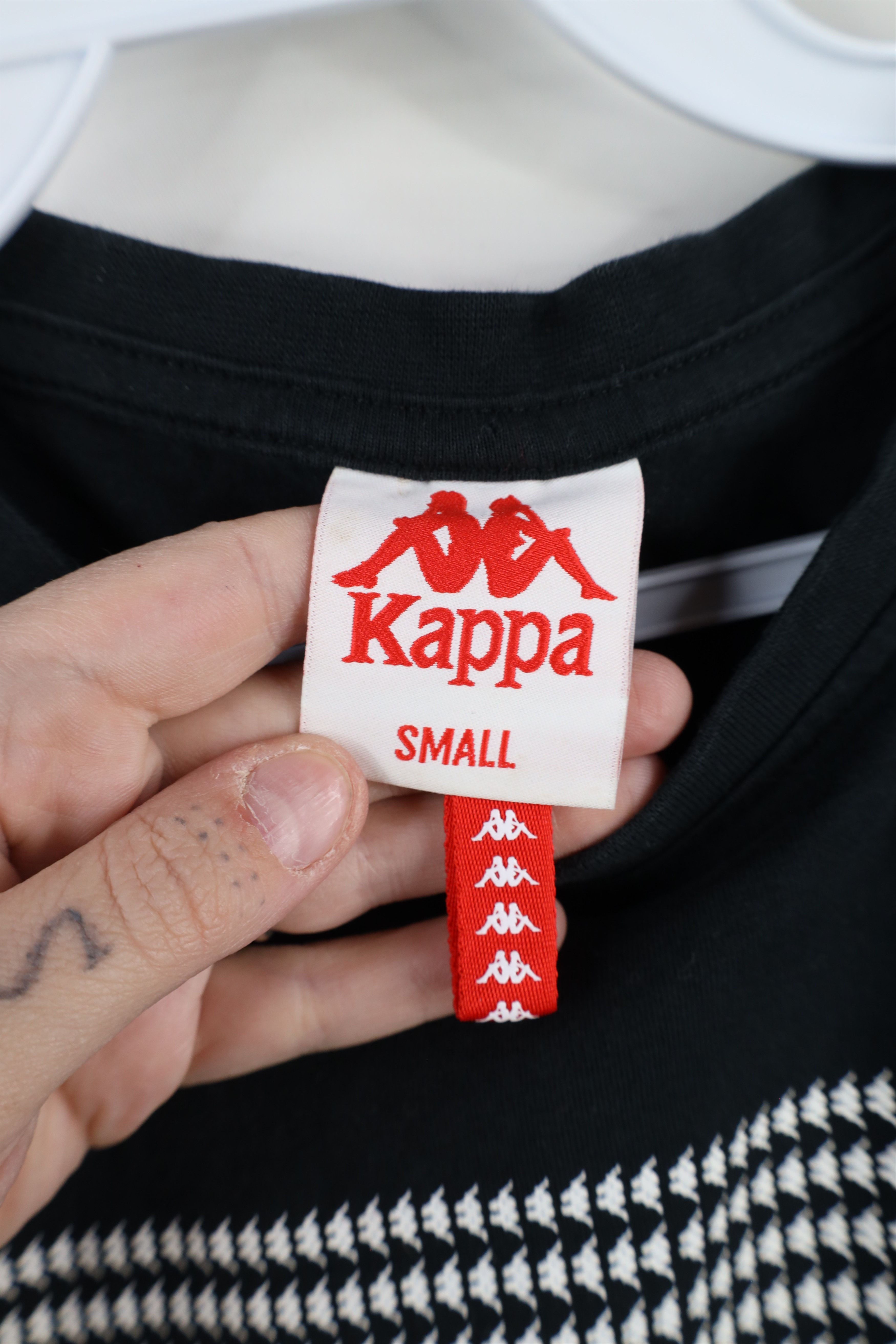 Kappa × Vintage Vintage Kappa Spell Out Trippy Logo Soccer Football T-Shirt Size US S / EU 44-46 / 1 - 7 Thumbnail