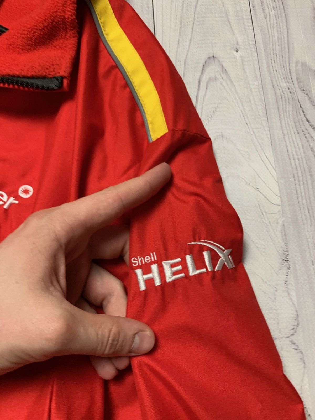 Vintage Ferrari shell racing jacket Size L Size US L / EU 52-54 / 3 - 4 Thumbnail