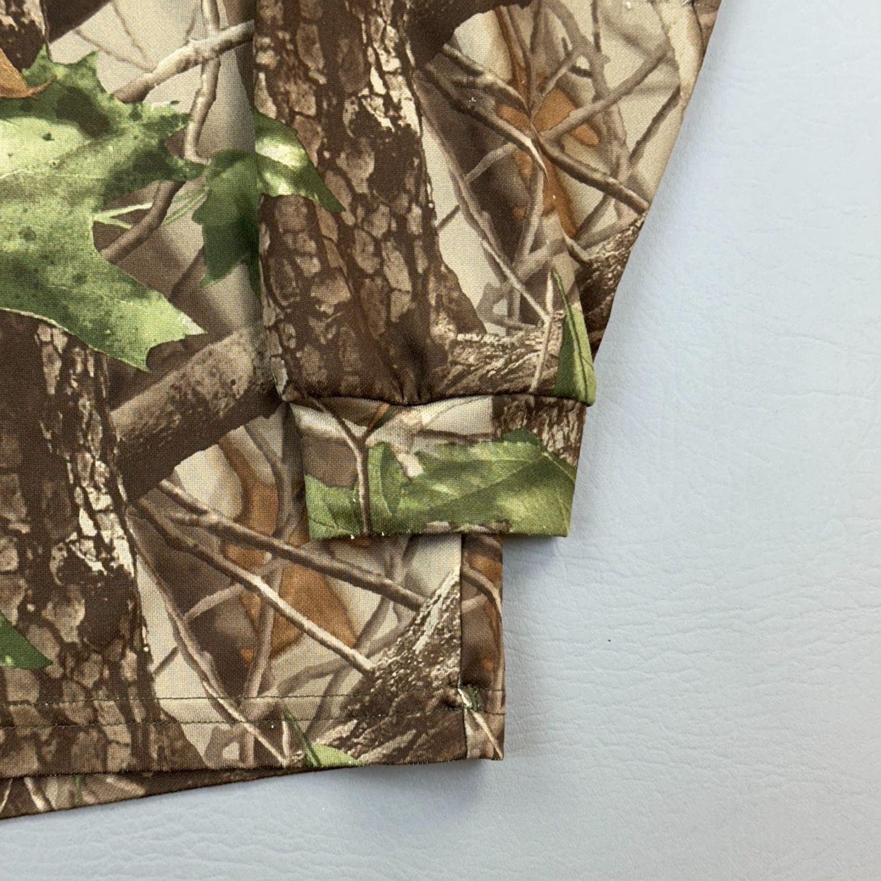 Under Armour Under Armour Shirt Mens M Realtree Hardwoods Camo Long Sleeve Hunting Size US M / EU 48-50 / 2 - 3 Thumbnail